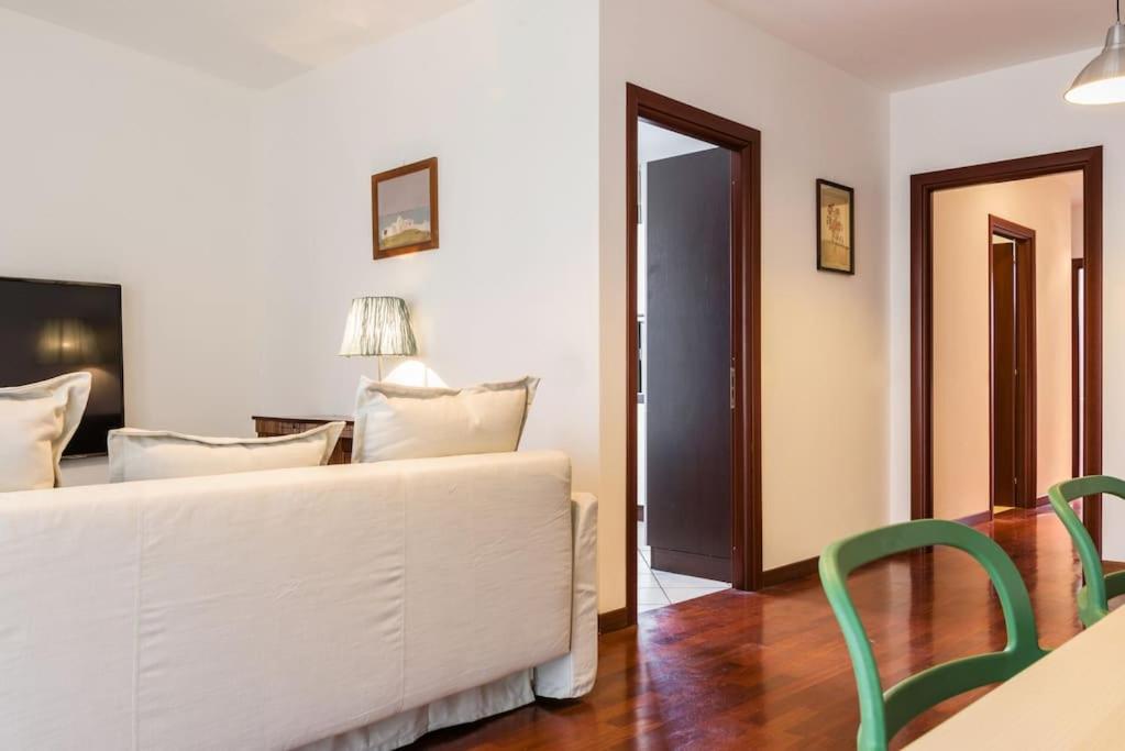 Magistretti Flexyrent Apartment