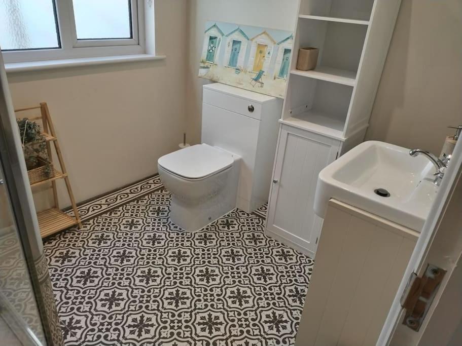 Spacious and sunny accommodation with Underfloor heating throughout