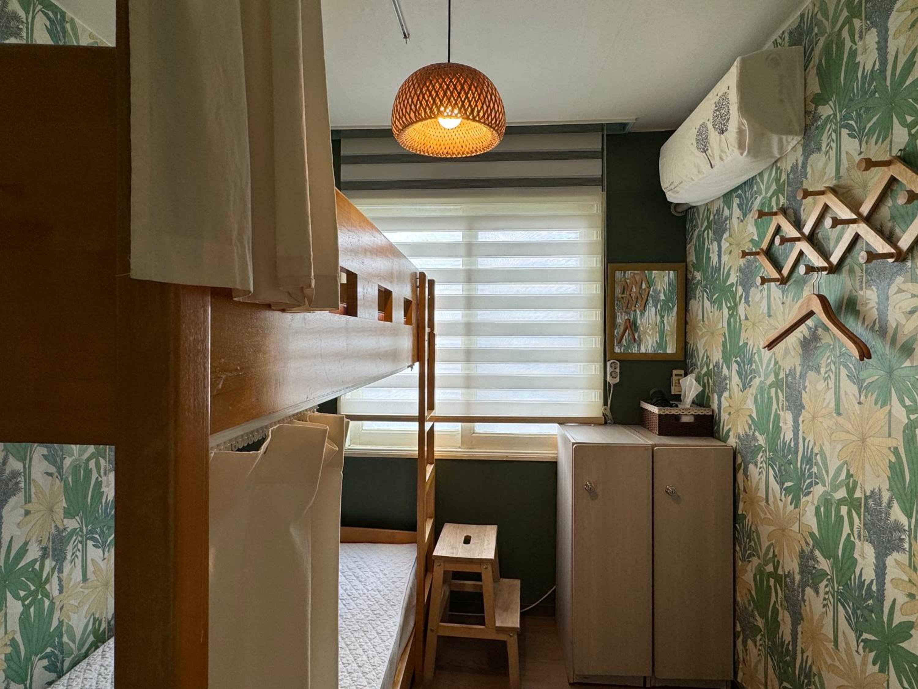 Greenday Guesthouse