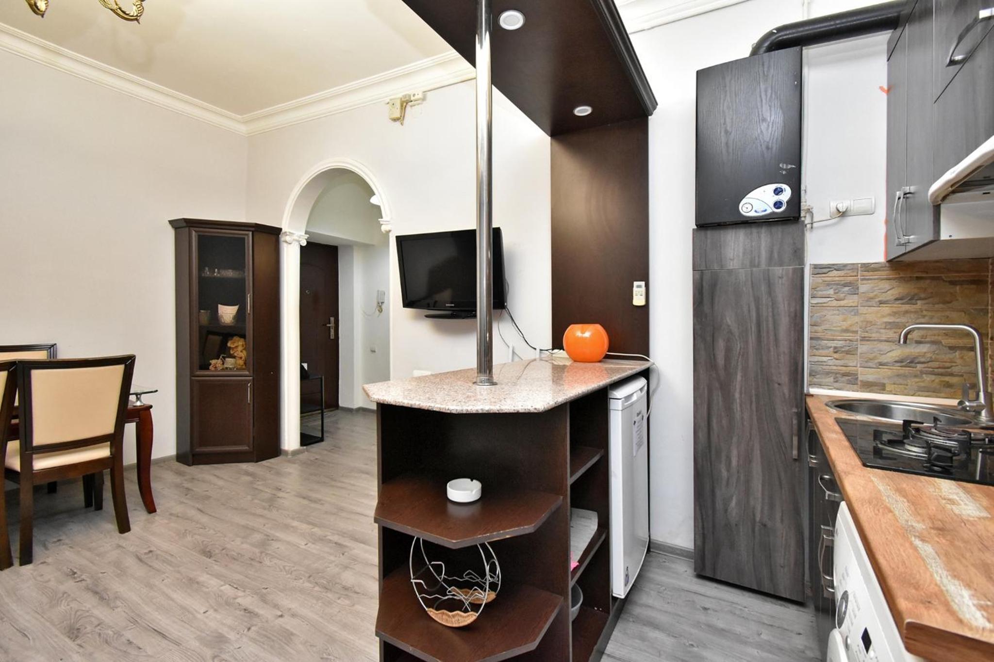 Martiros Saryan street, 1 bedroom Sunny, New Renovated apartment SA185