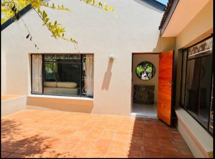 Garden Cottage - Bryanston