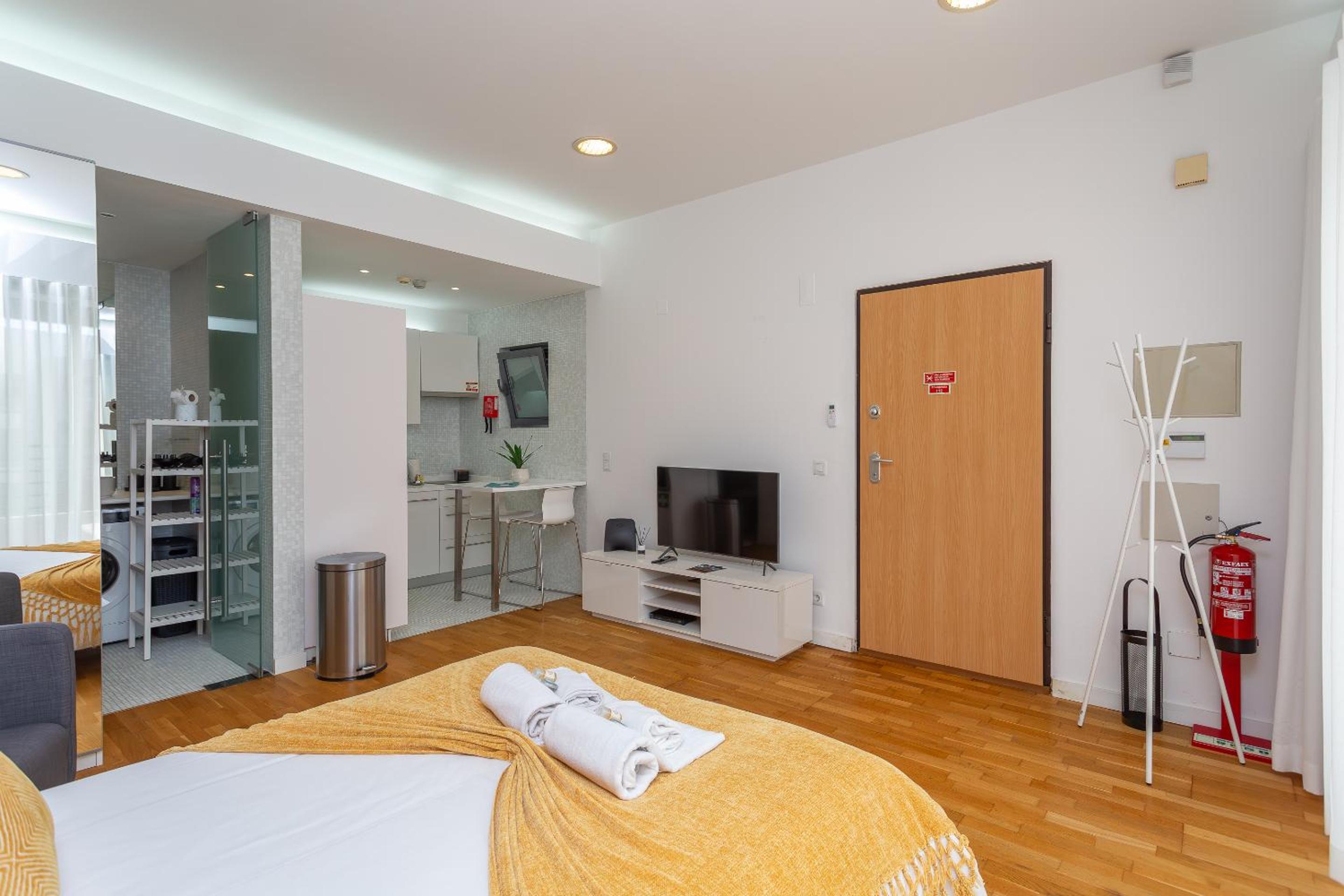 BeGuest Benfica Modern Flat view 4