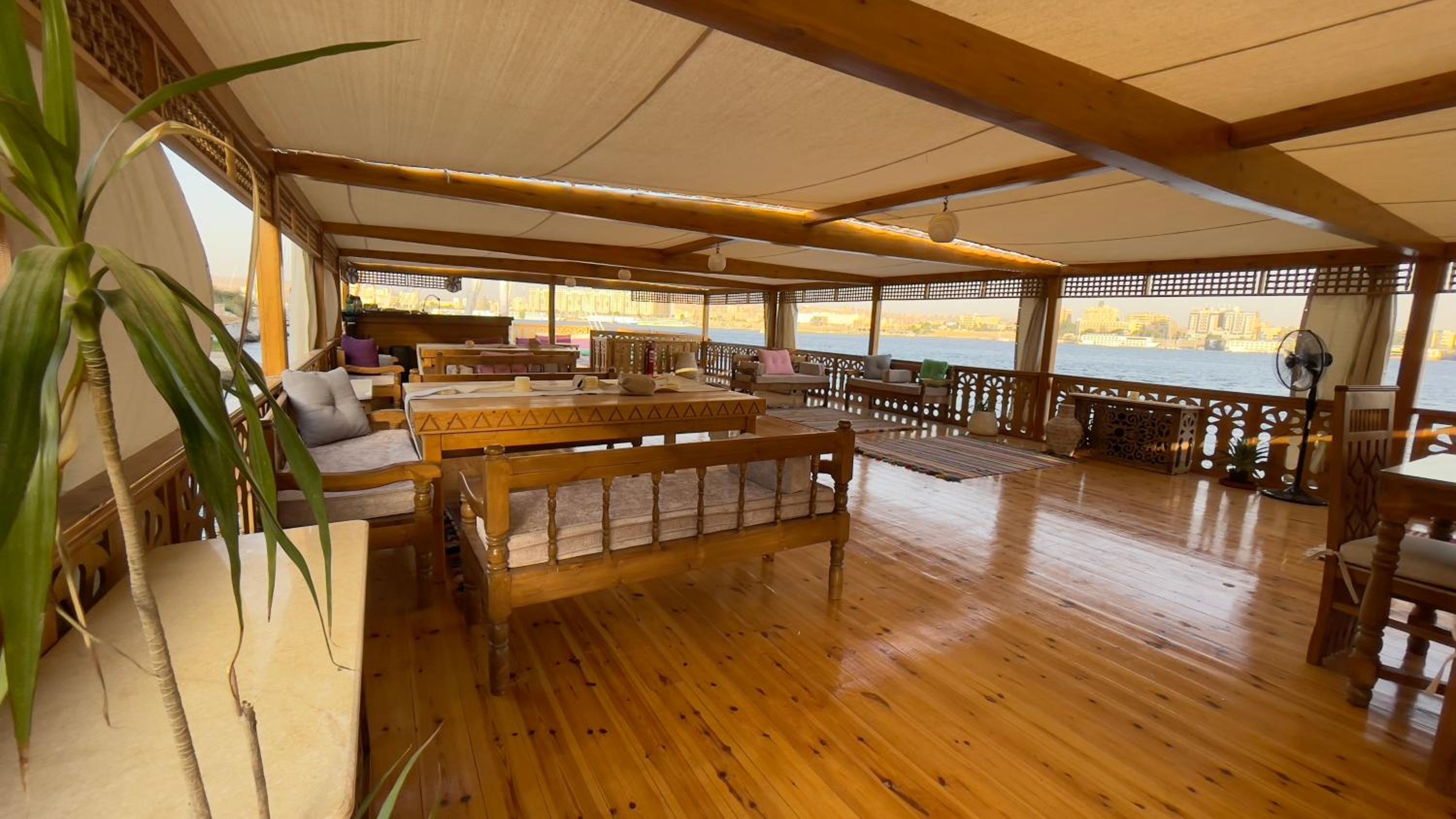Dahabeya Luxor Aswan