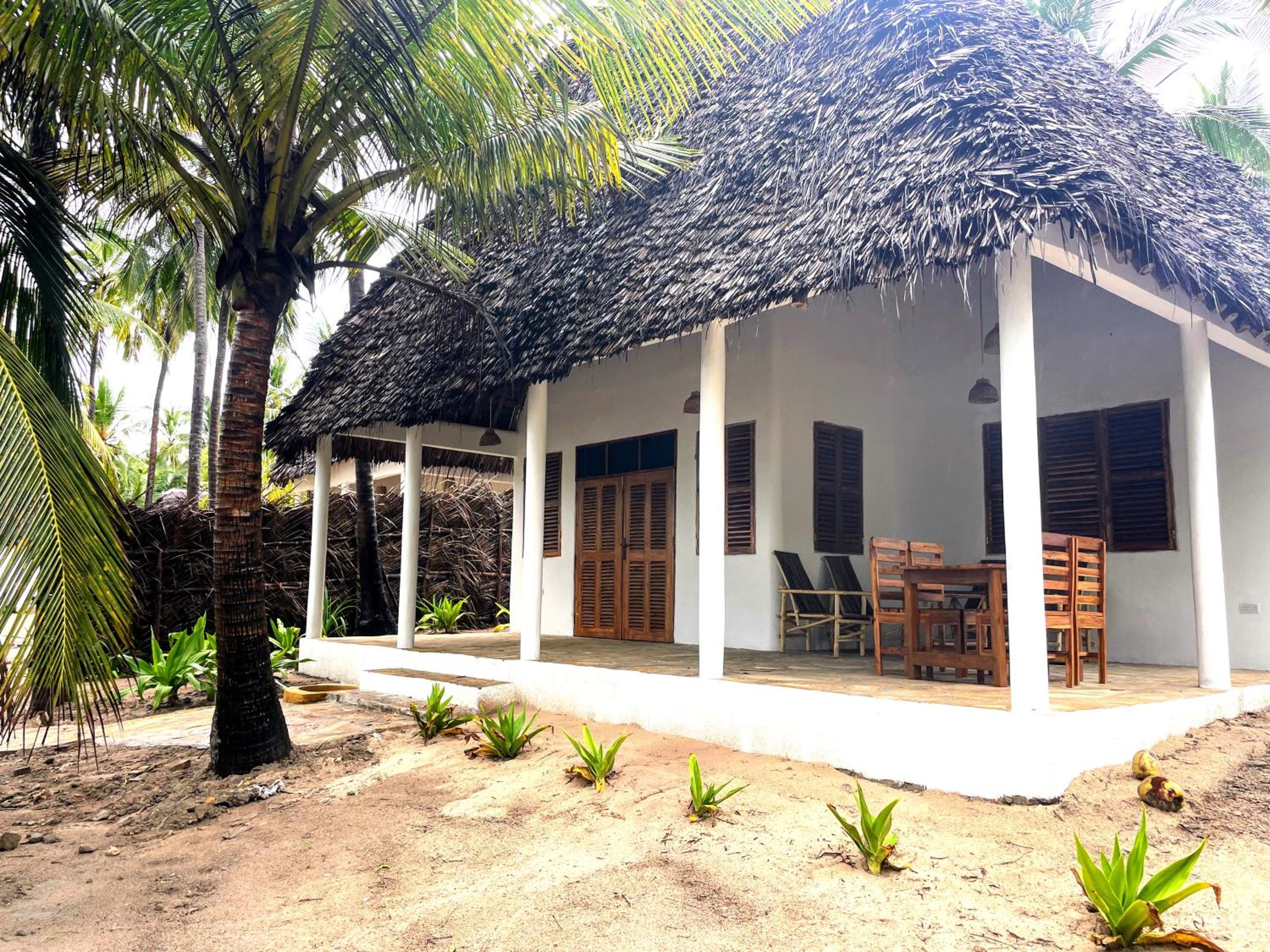 Jumamosi Beach Villa