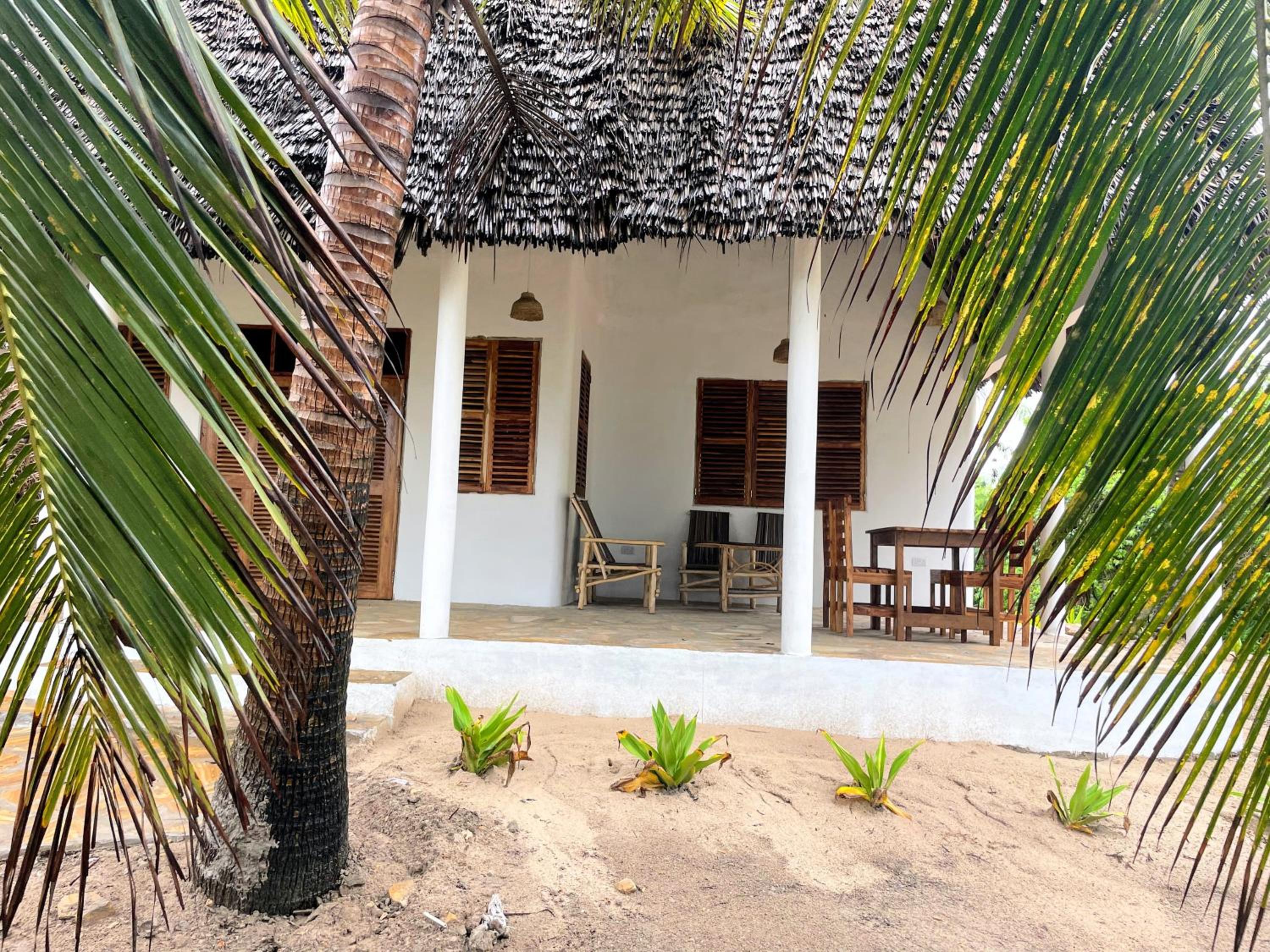 Jumamosi Beach Villa