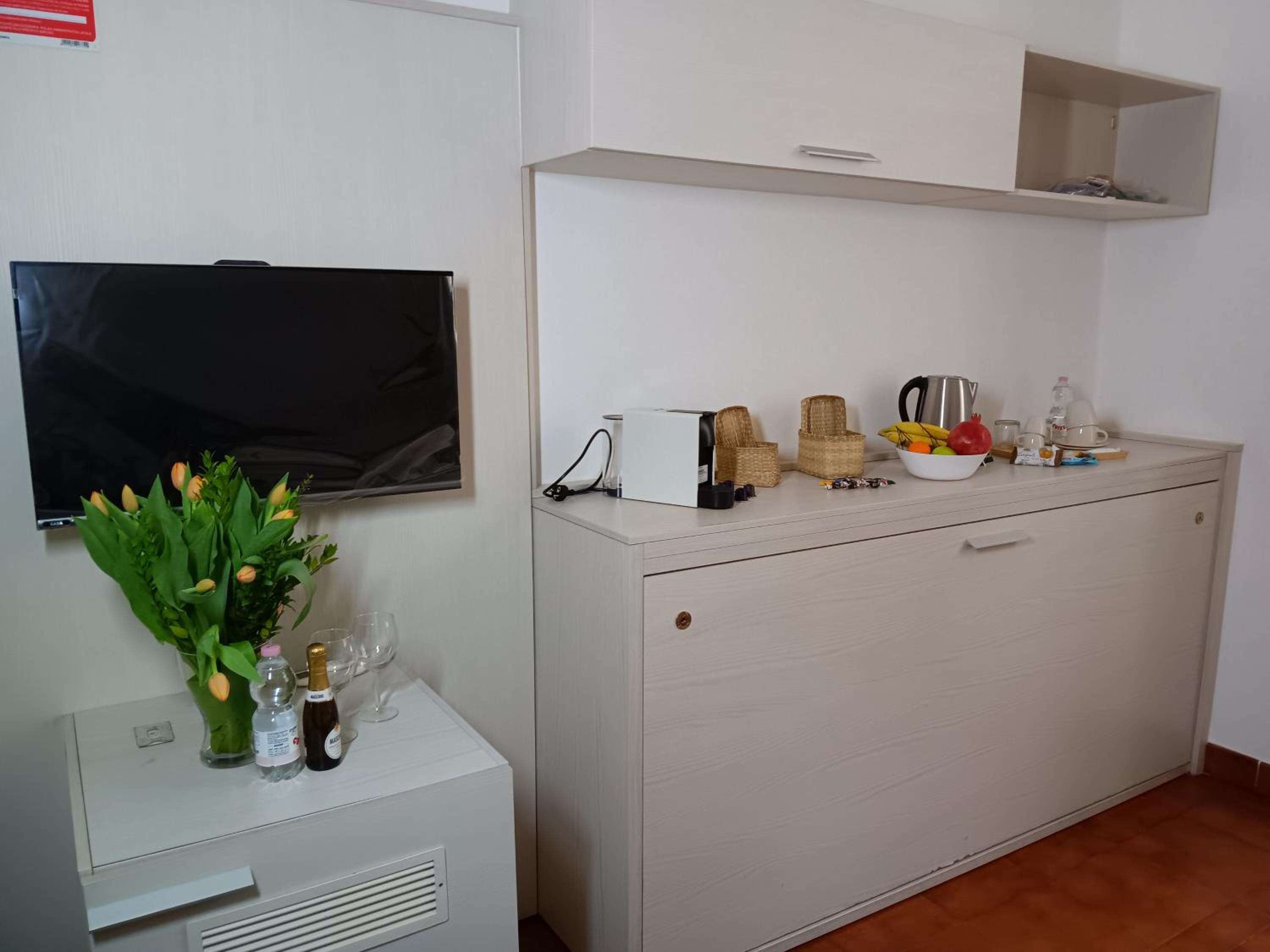 ANDENIS TIBER HOUSE
