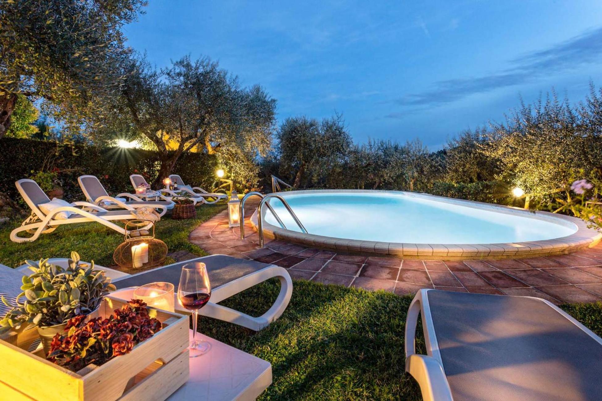 Romantic farmhouse villa Pallina to sleep 5 guests view 5