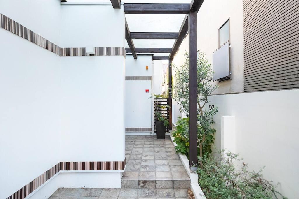 Okusawa Private House
