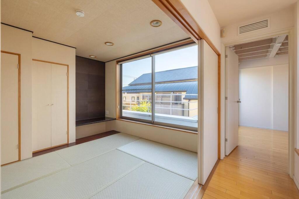 Okusawa Private House