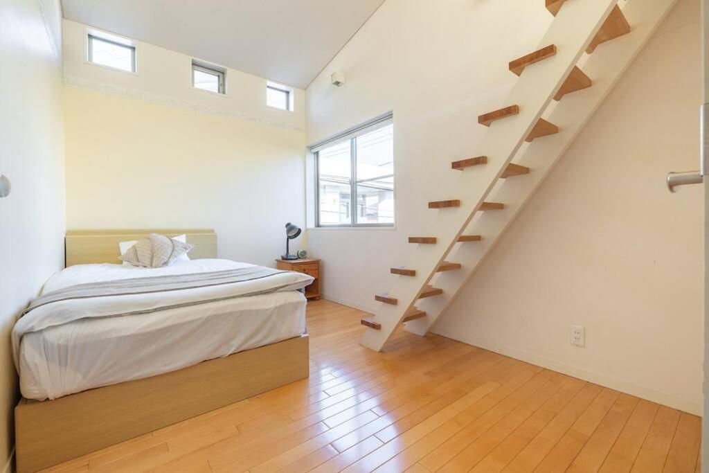 Okusawa Private House