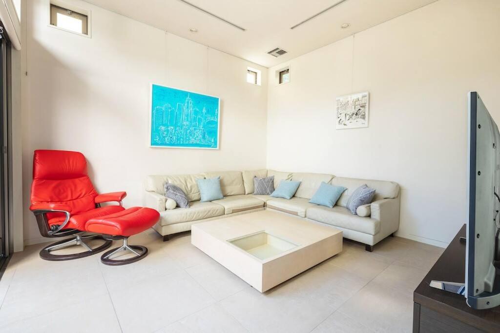 Okusawa Private House
