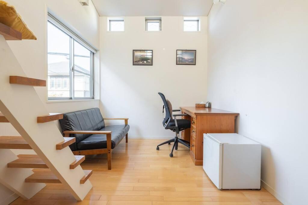 Okusawa Private House