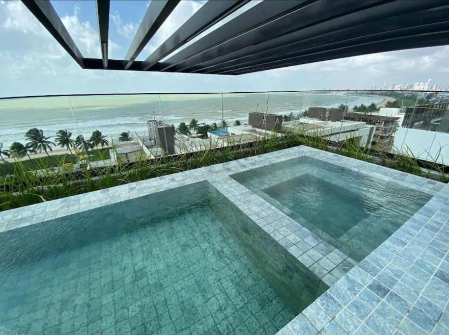 Excelente Flat beira-mar