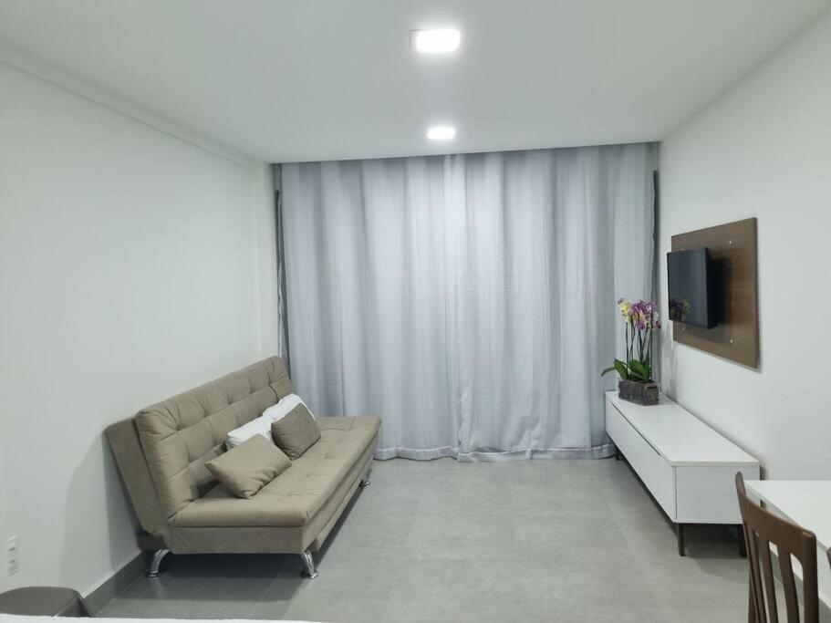 Excelente Flat beira-mar