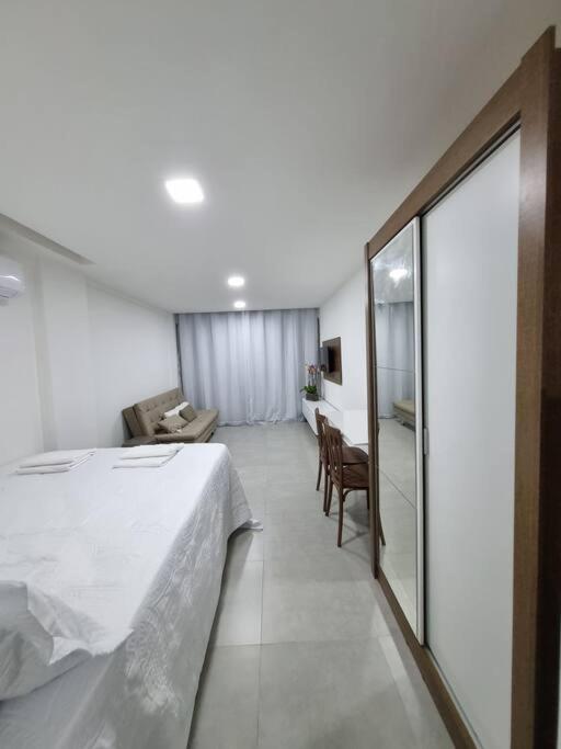 Excelente Flat beira-mar