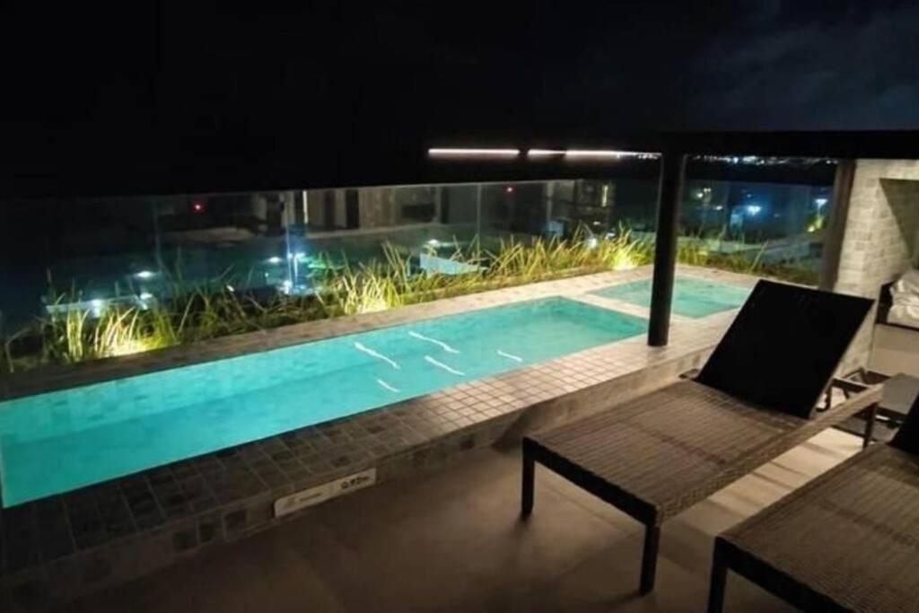 Excelente Flat beira-mar