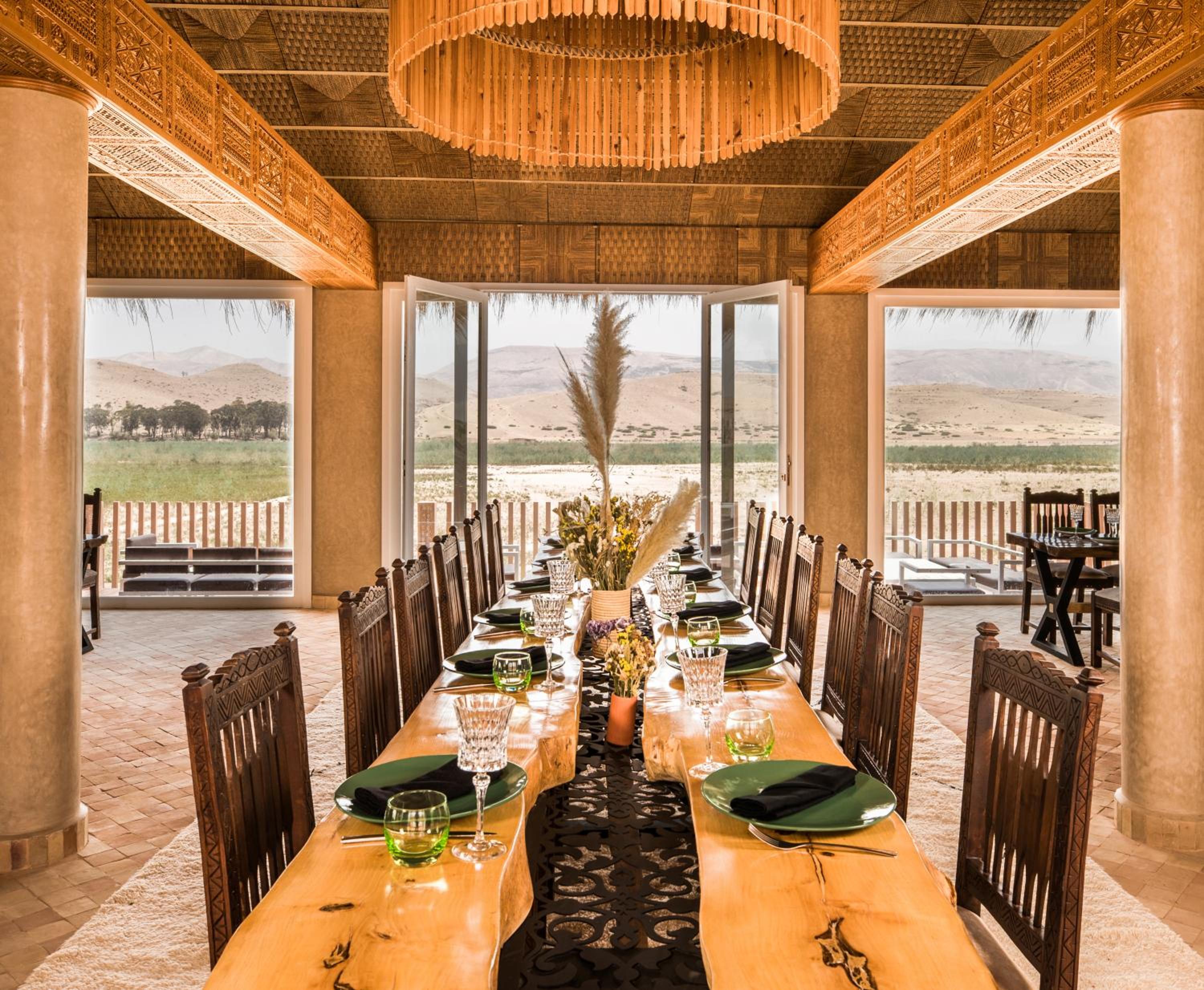 dining