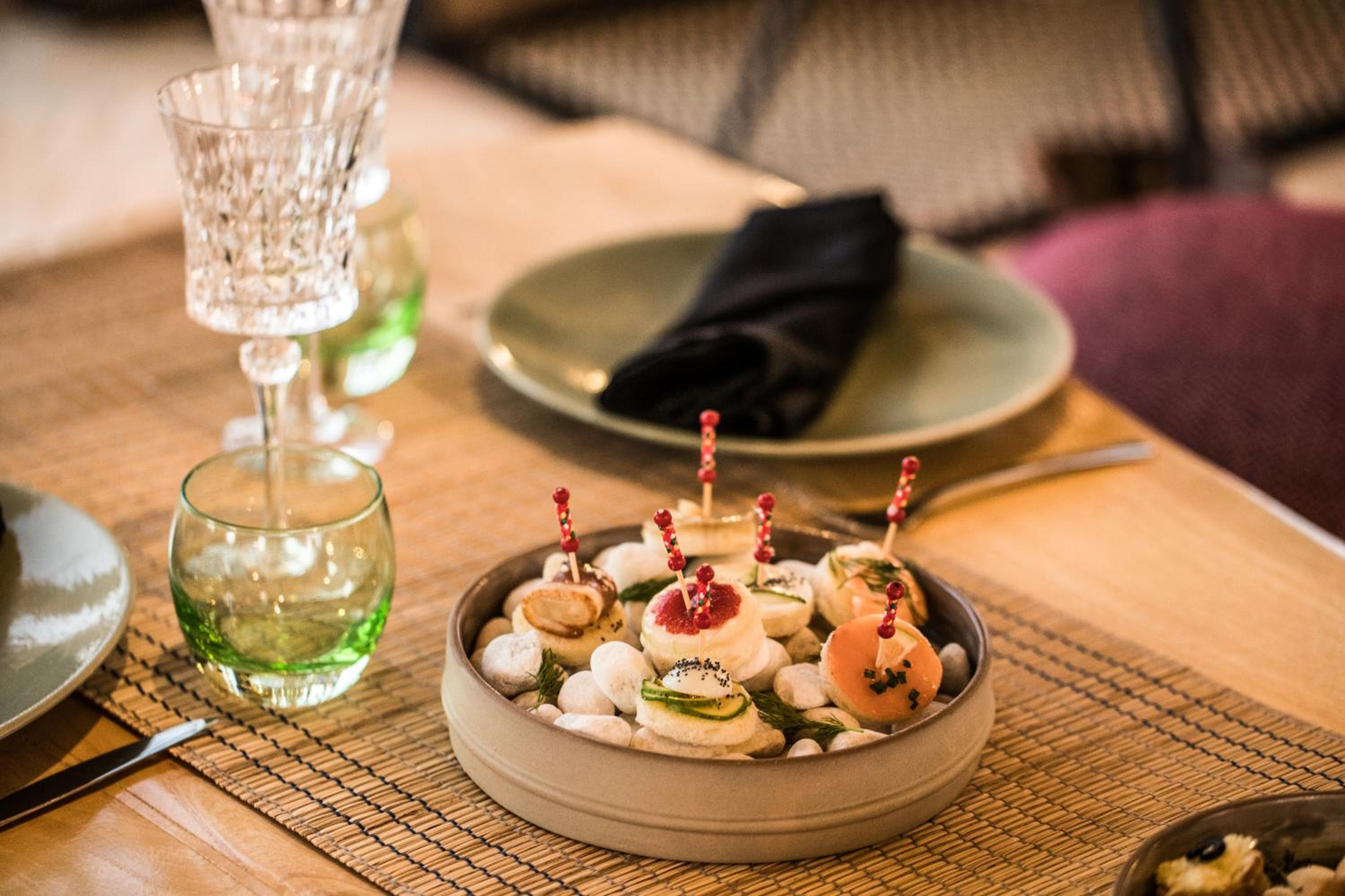 dining