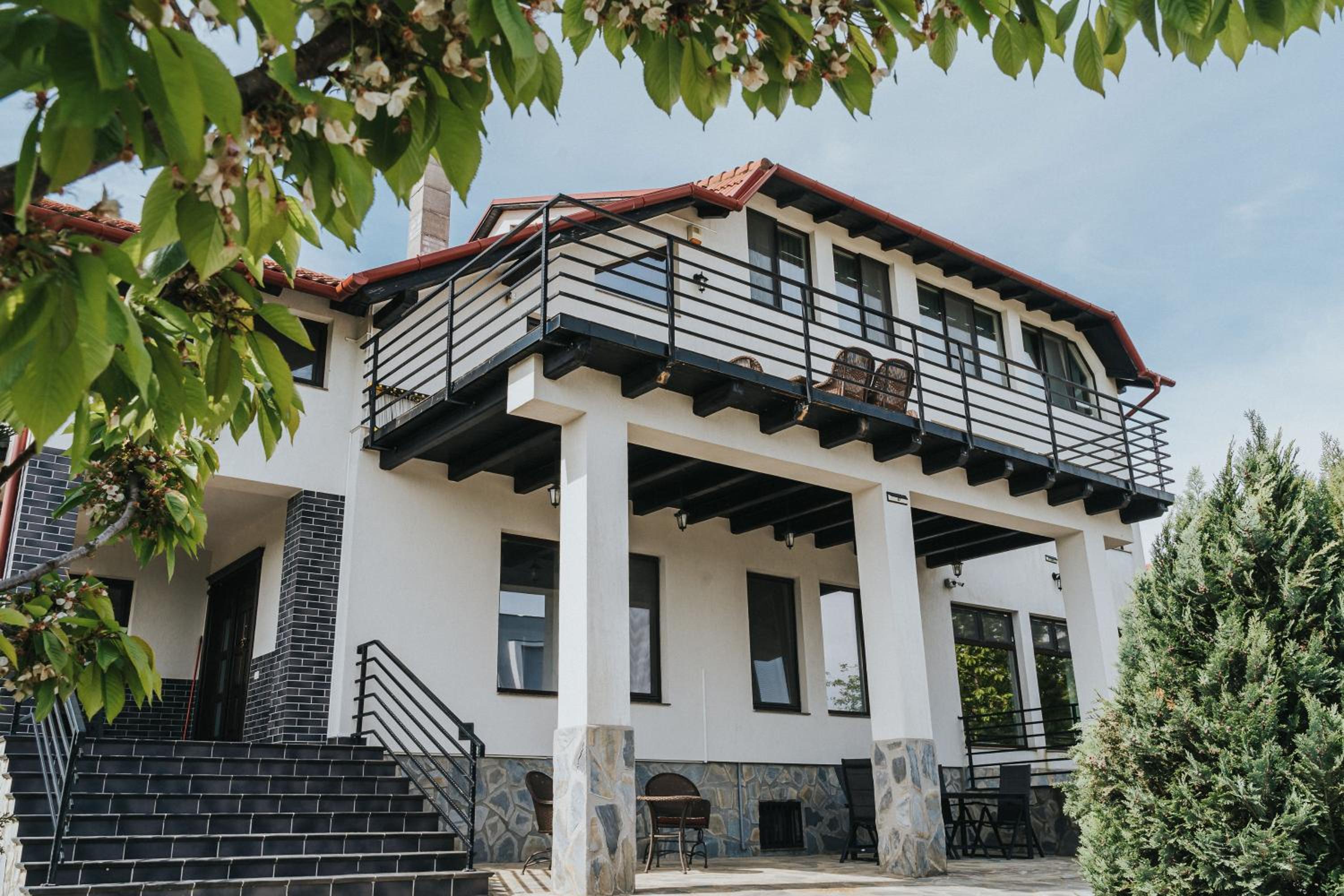 Diplomat Villa