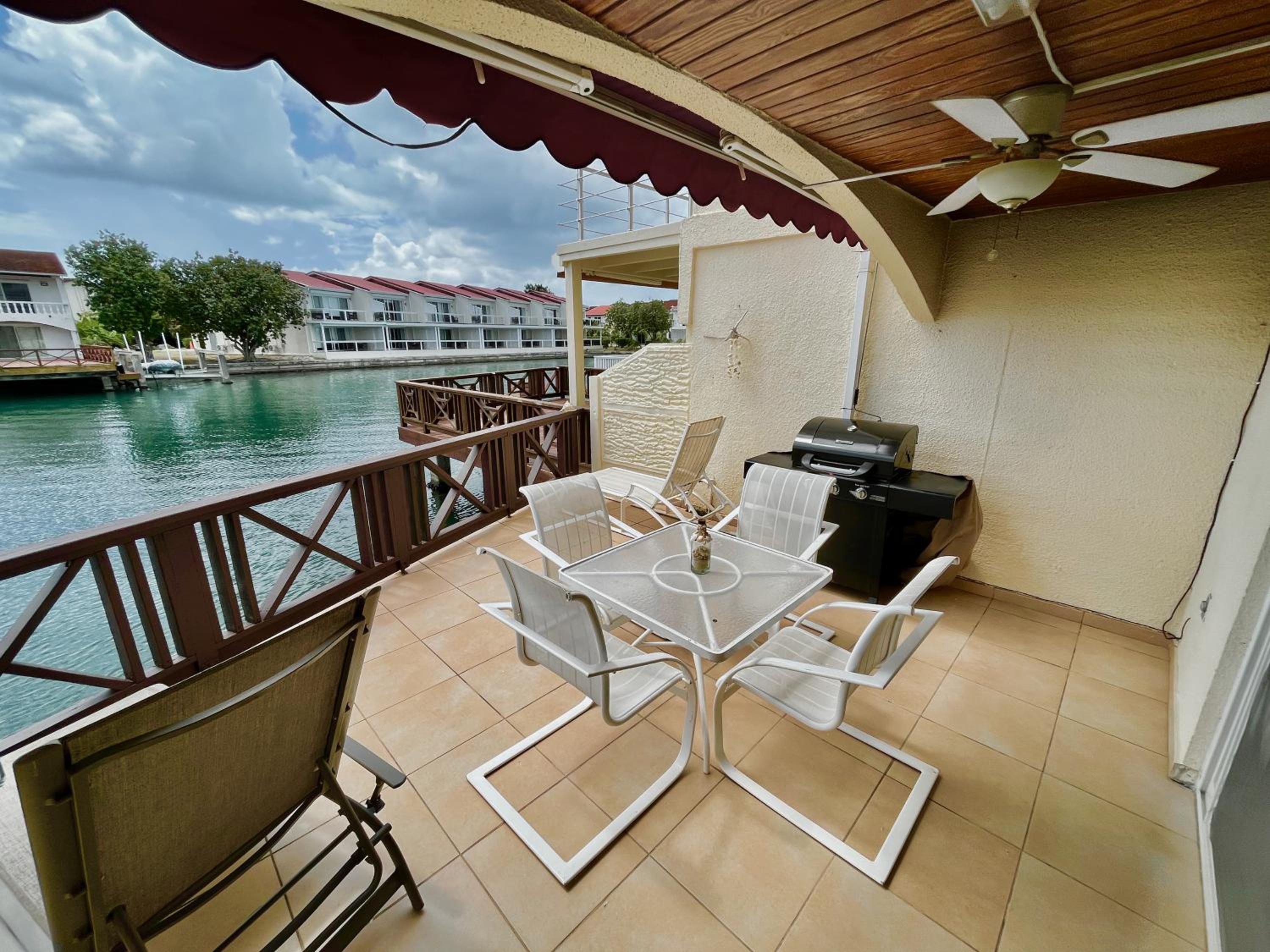 Villa 224 South Finger 2-Bedroom Villa in Jolly Harbour, Walking Distance to the Beach