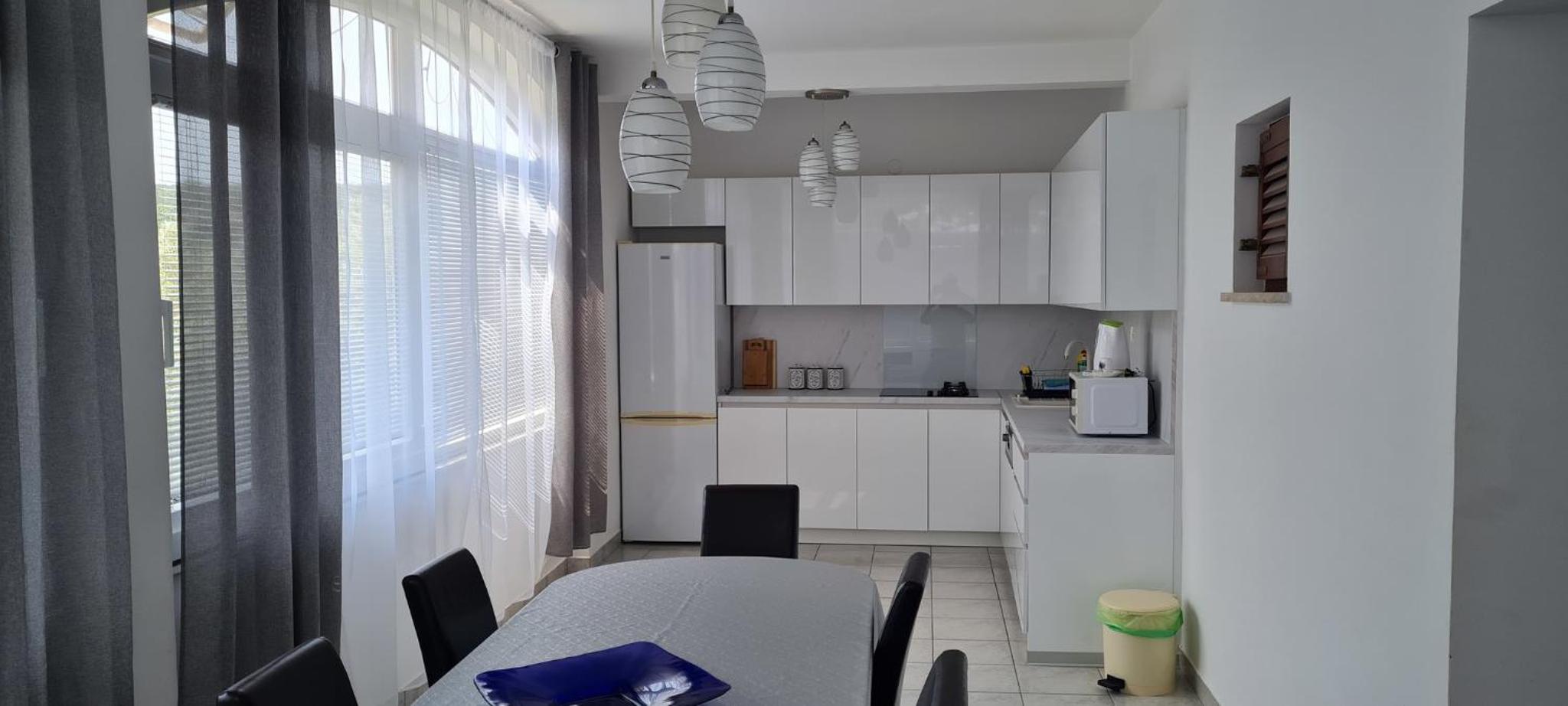 Apartments Dinko