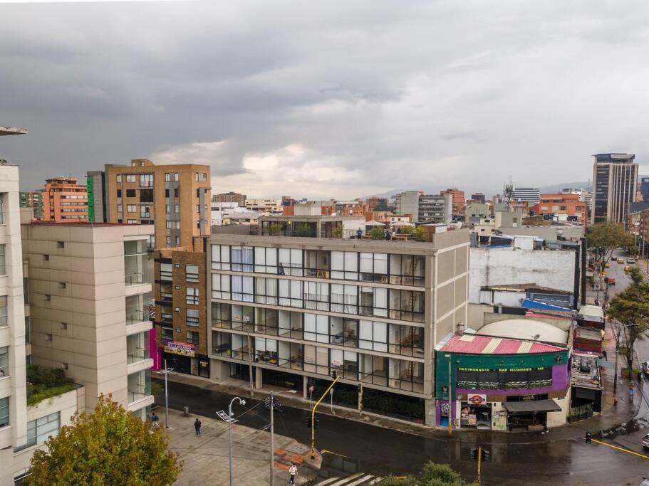 Ideally located, stylish and functional apt
