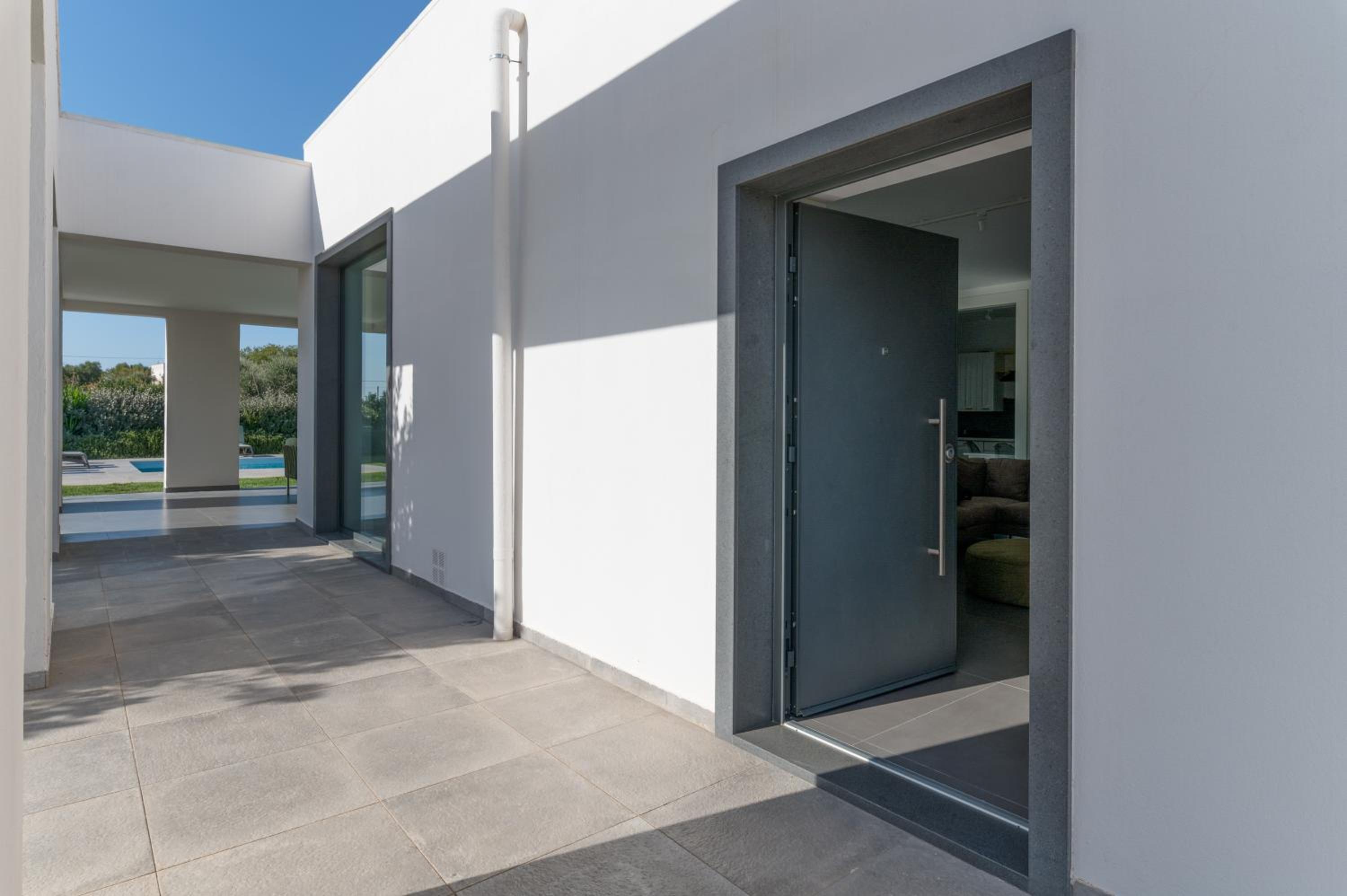 malolù luxury villa view 3