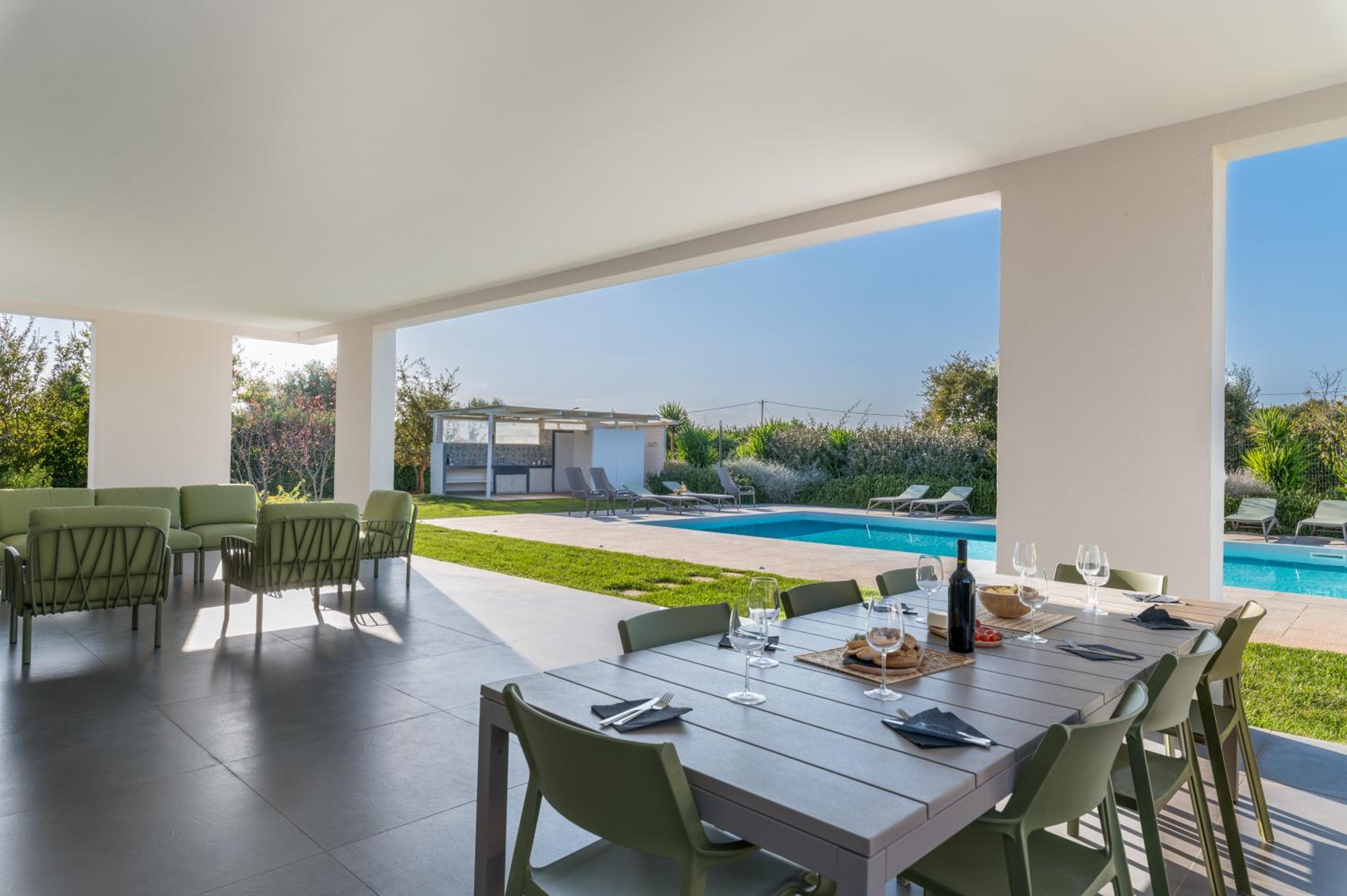 malolù luxury villa view 4