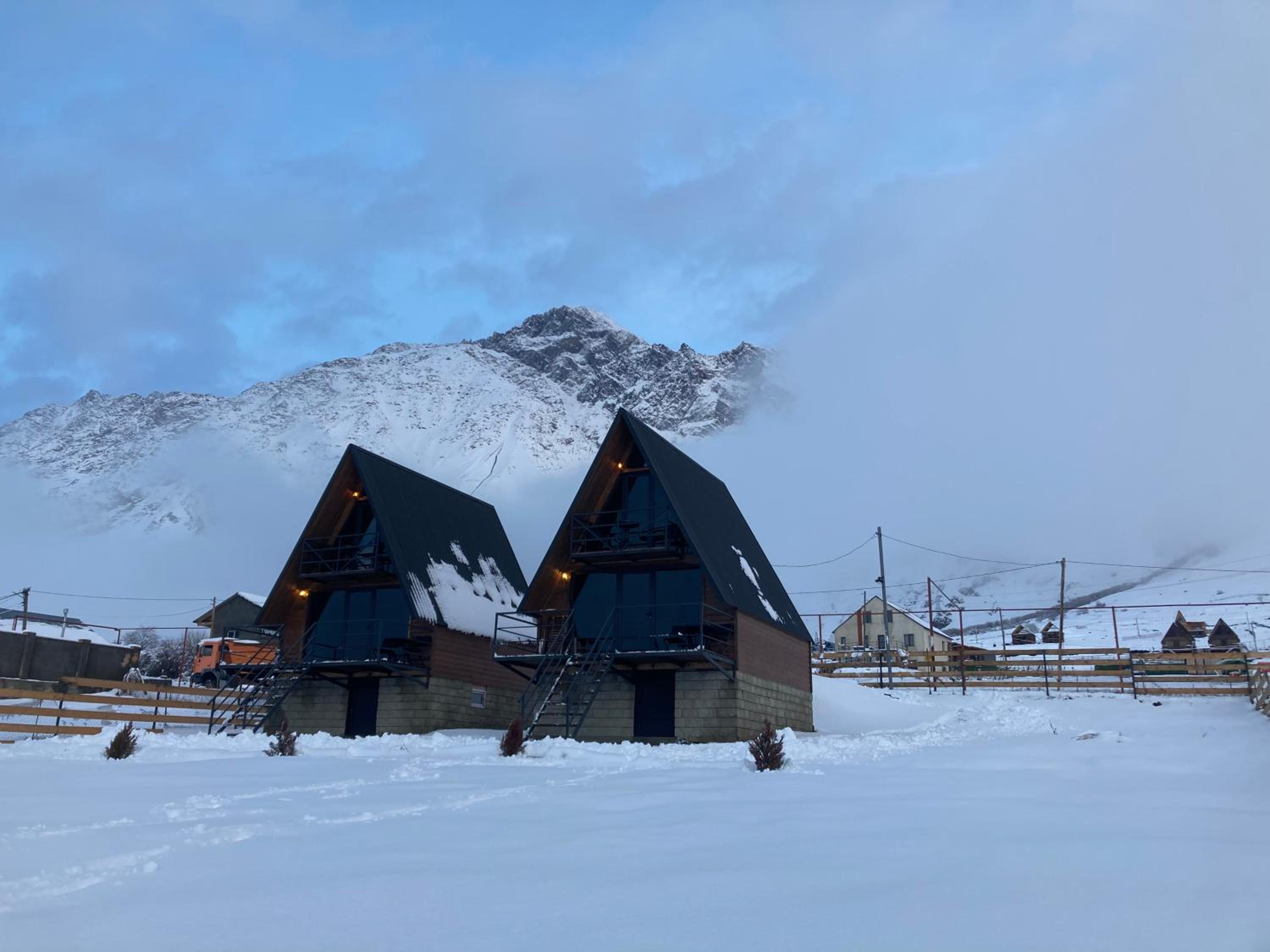 Kazbegi Harmony Cottages