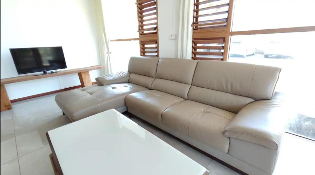Modern Master bedroom A