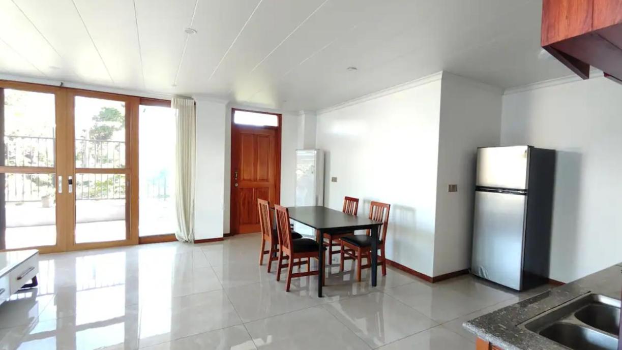 Modern Master bedroom A