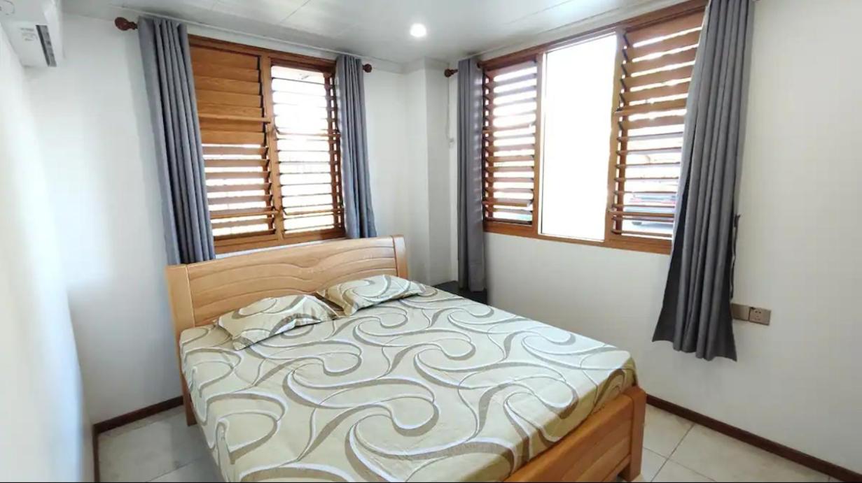 Modern Master bedroom A