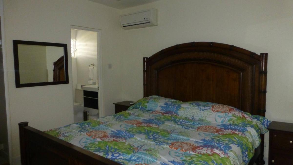 Rockley Golf Club 309 2 Bed 2 Bath Pool Tennis Bar