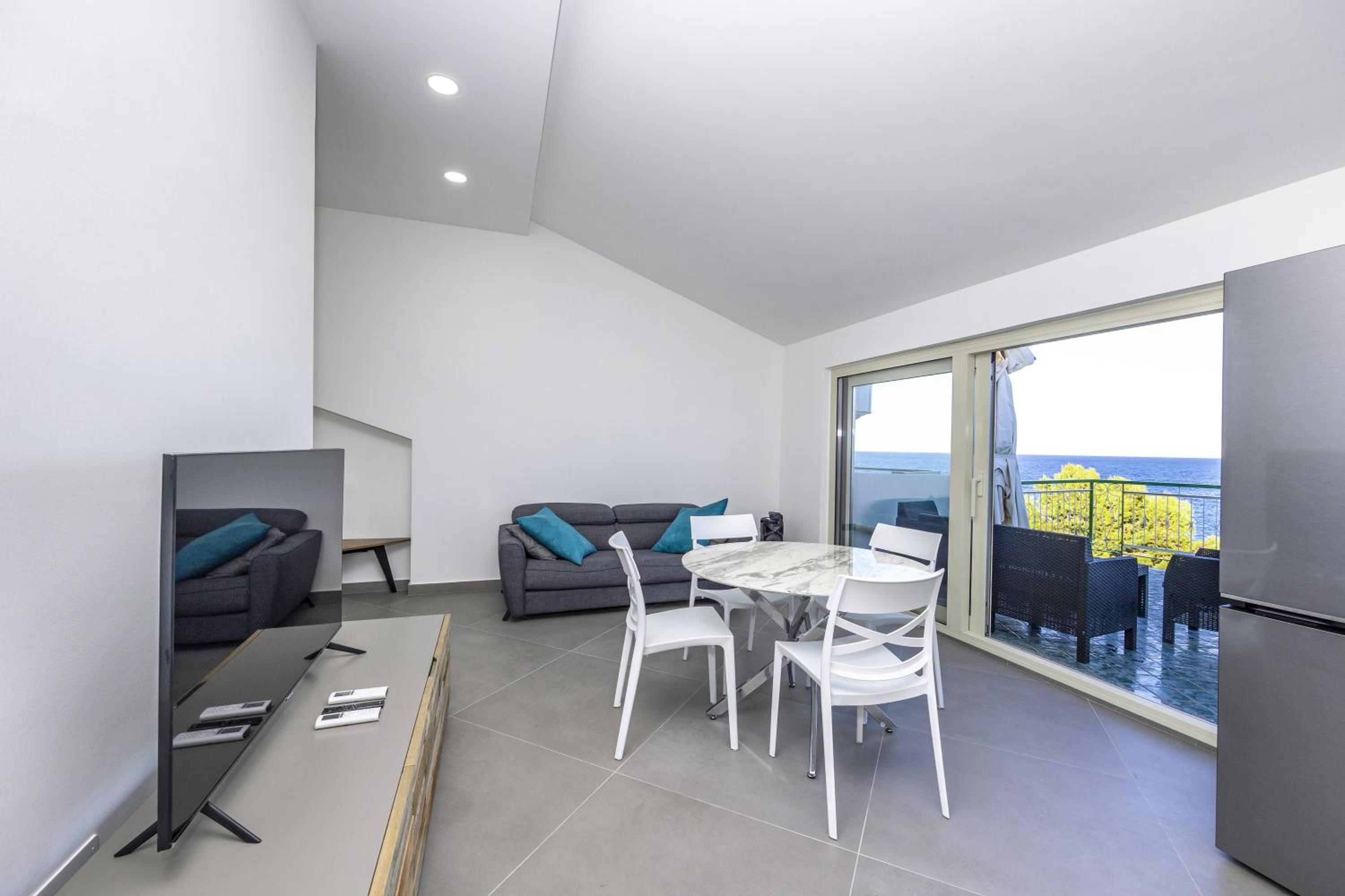 Seaview Apartment en Patti — hotel room