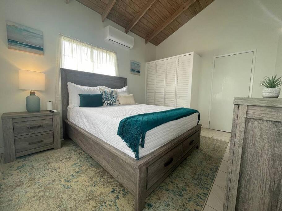 Unwind at Idyllic Escape!
