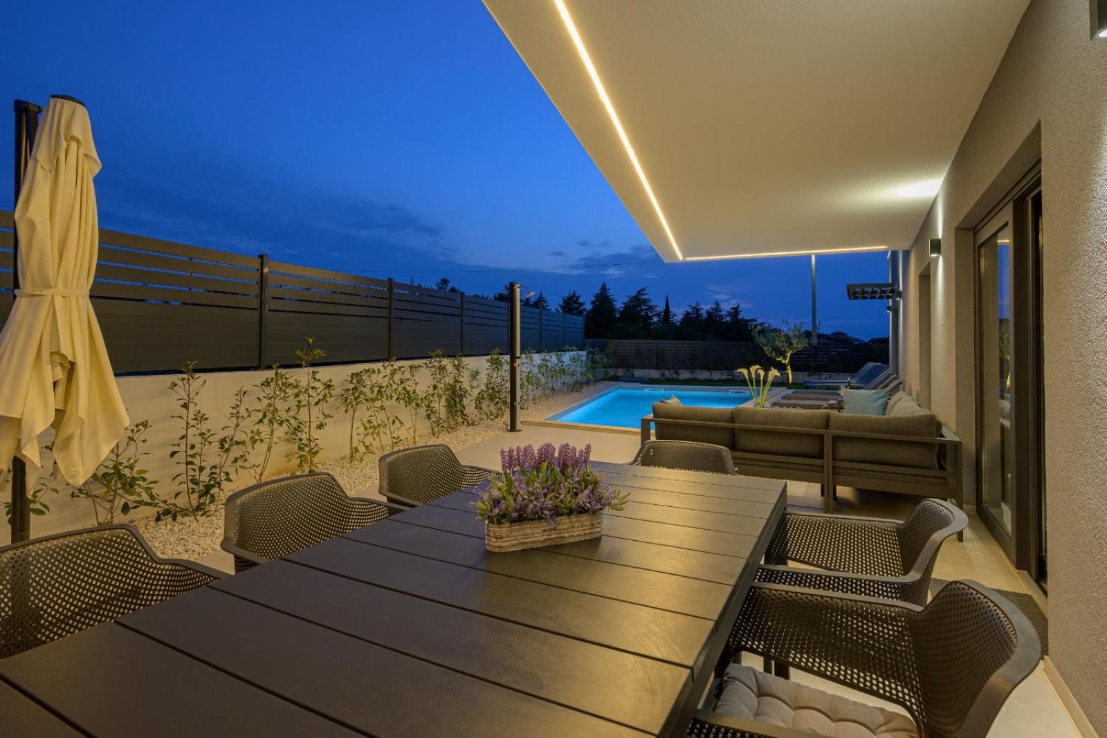 Luxury Villa Sicenta