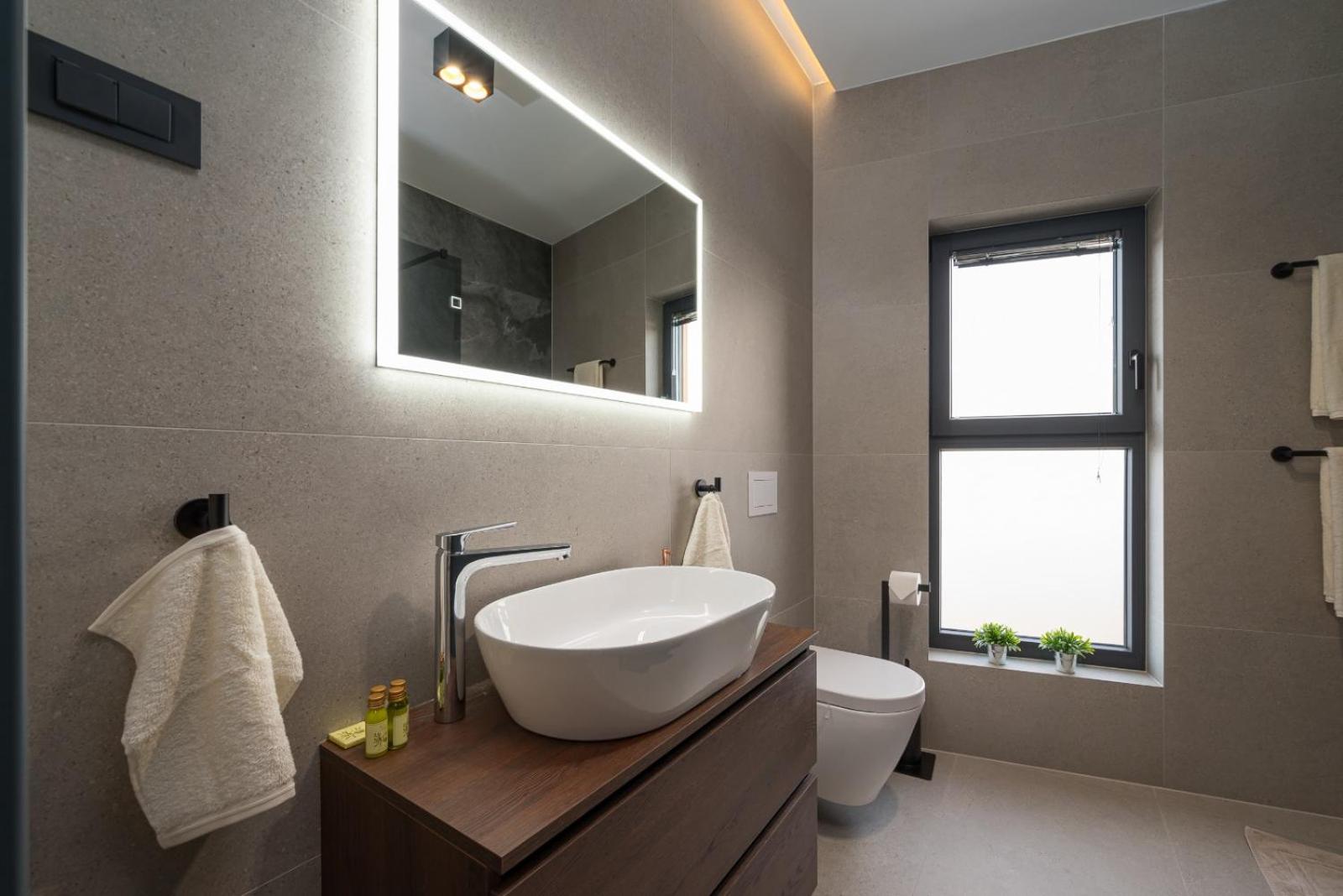 Luxury Villa Sicenta