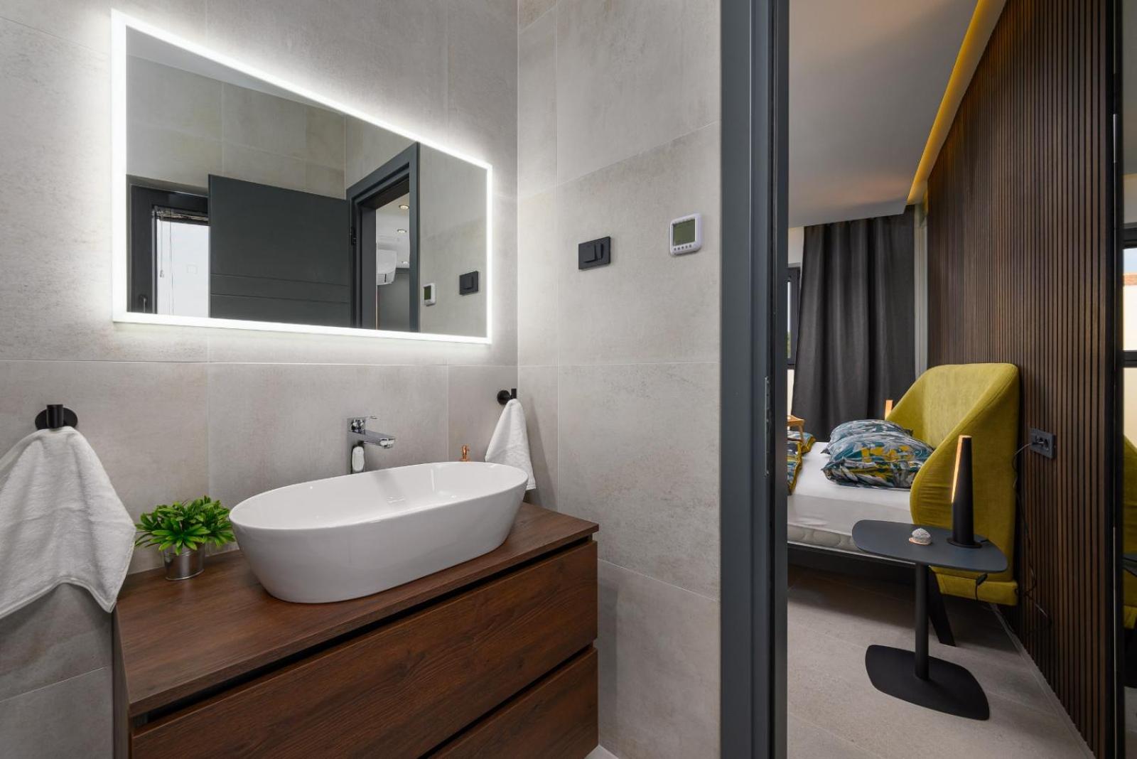 Luxury Villa Sicenta