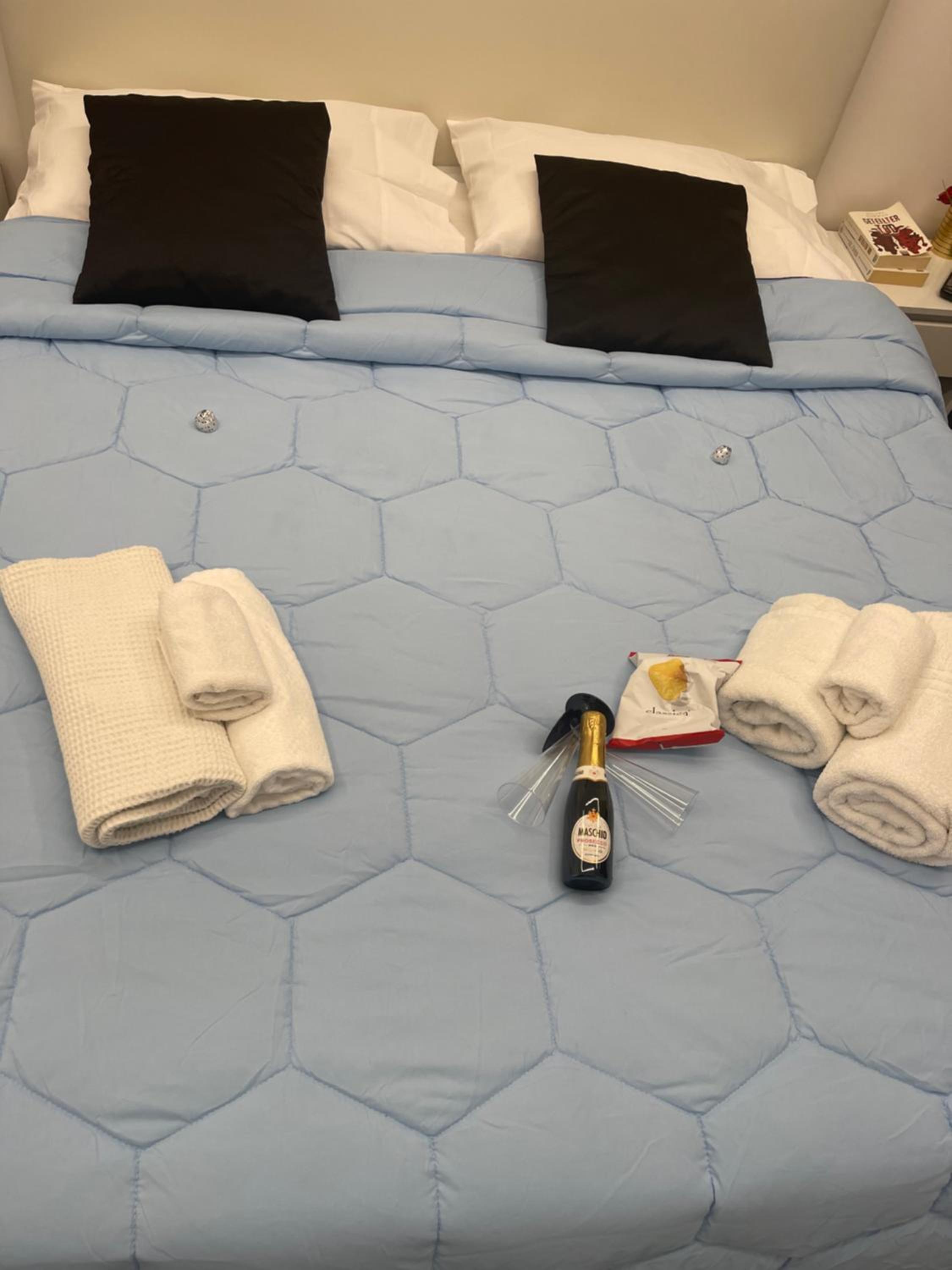 Lux House Naples Airport