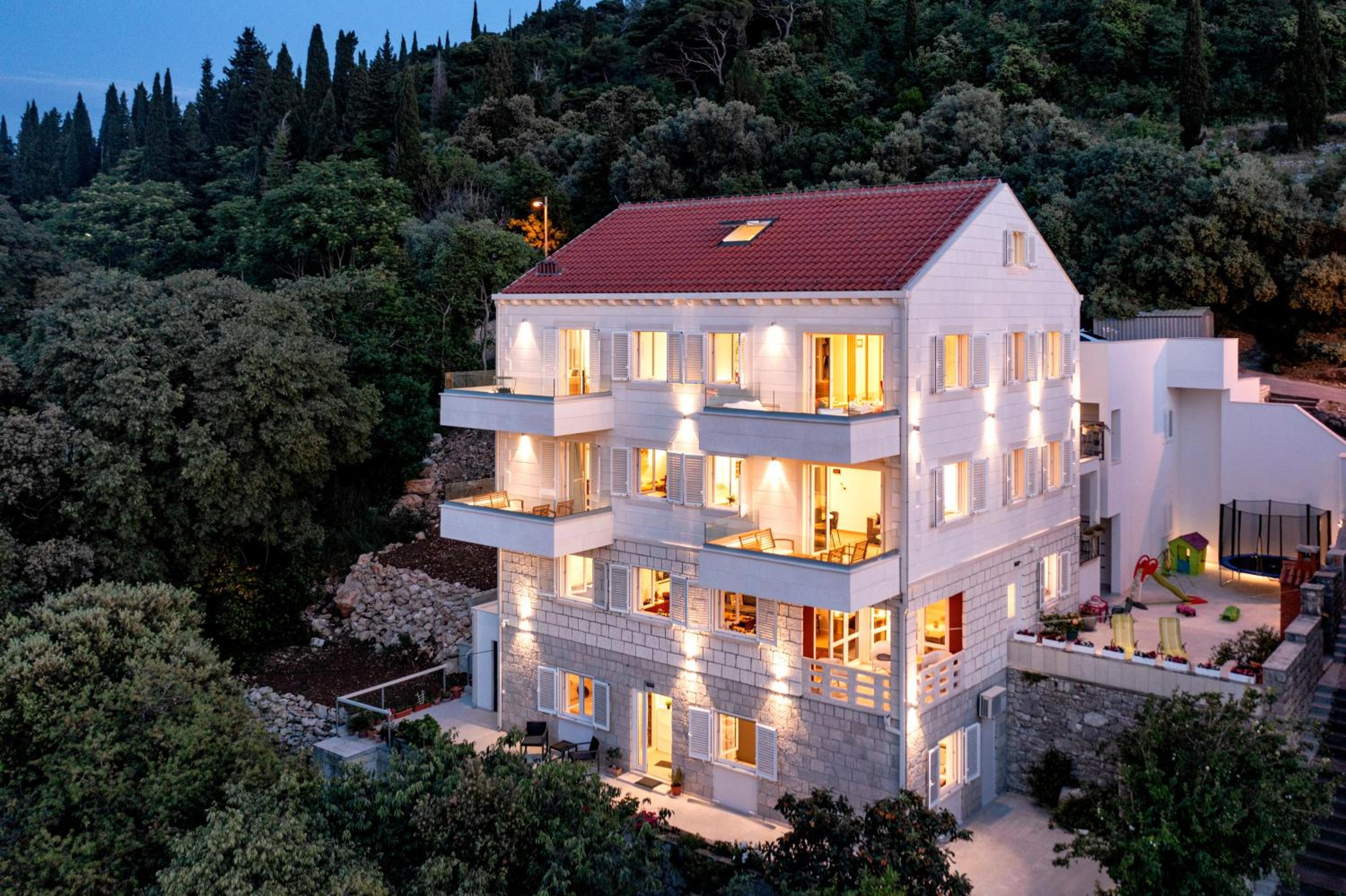 Sunset Luxury Residence II
