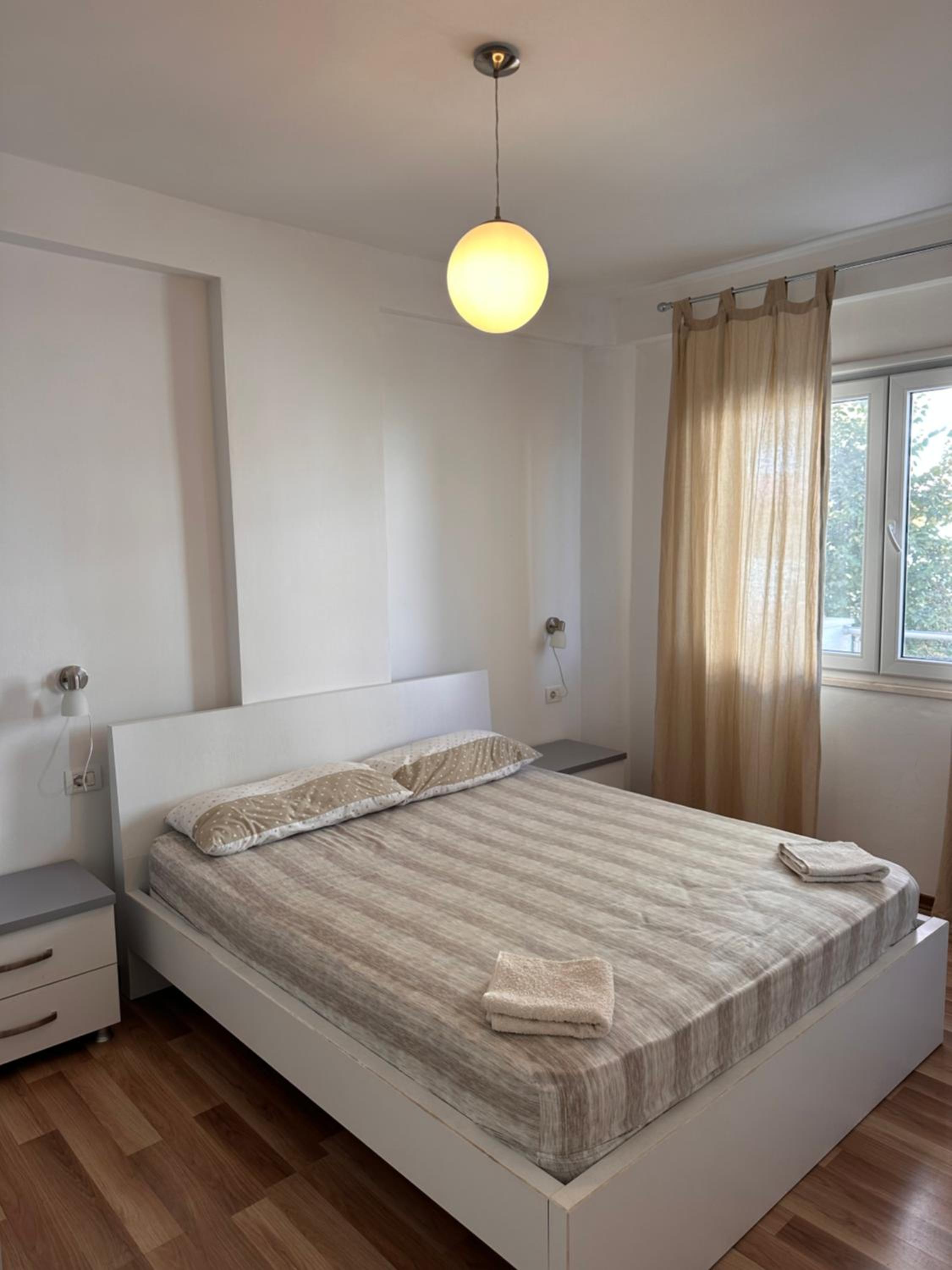White Apartment - Green