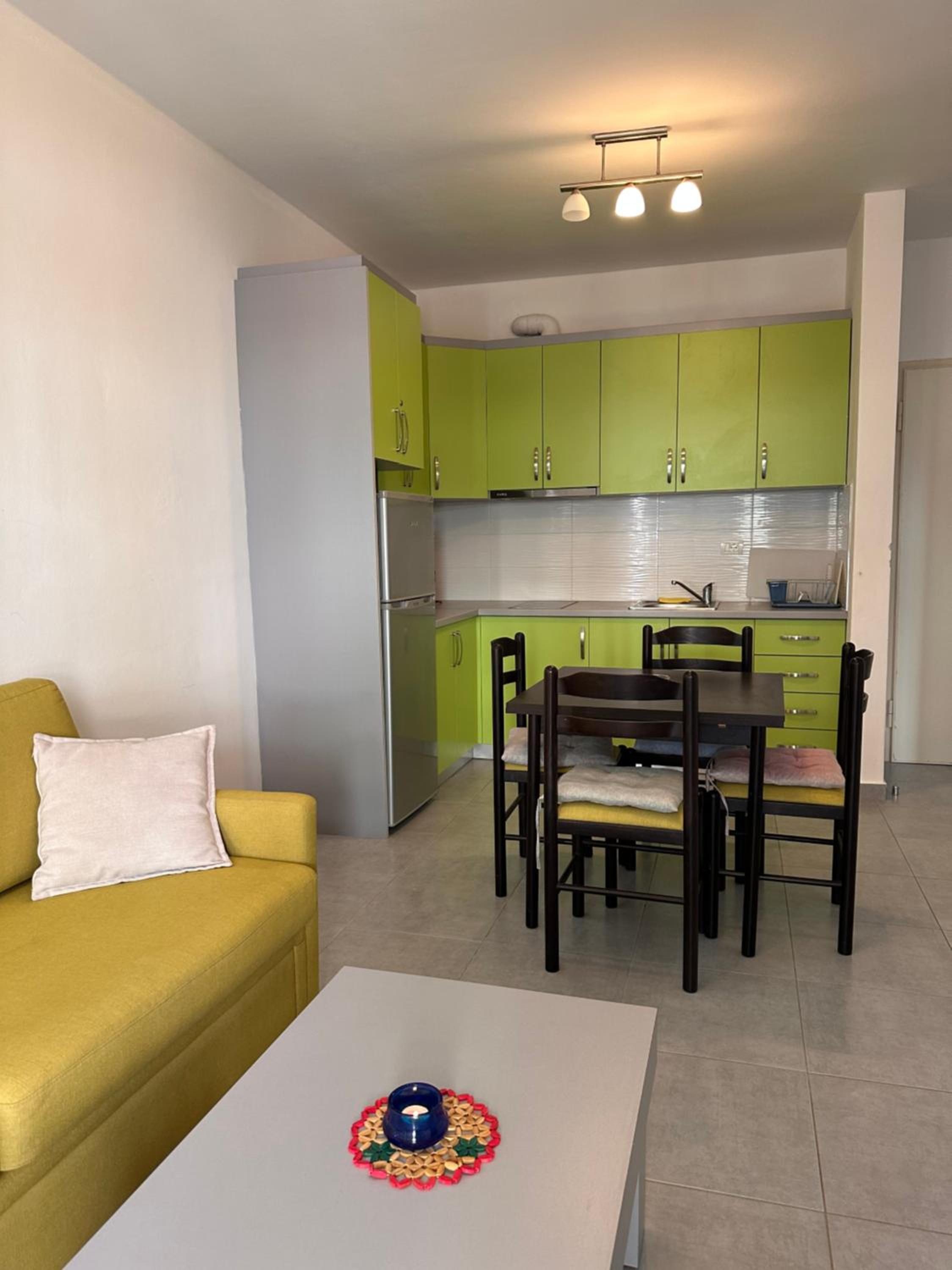 White Apartment - Green