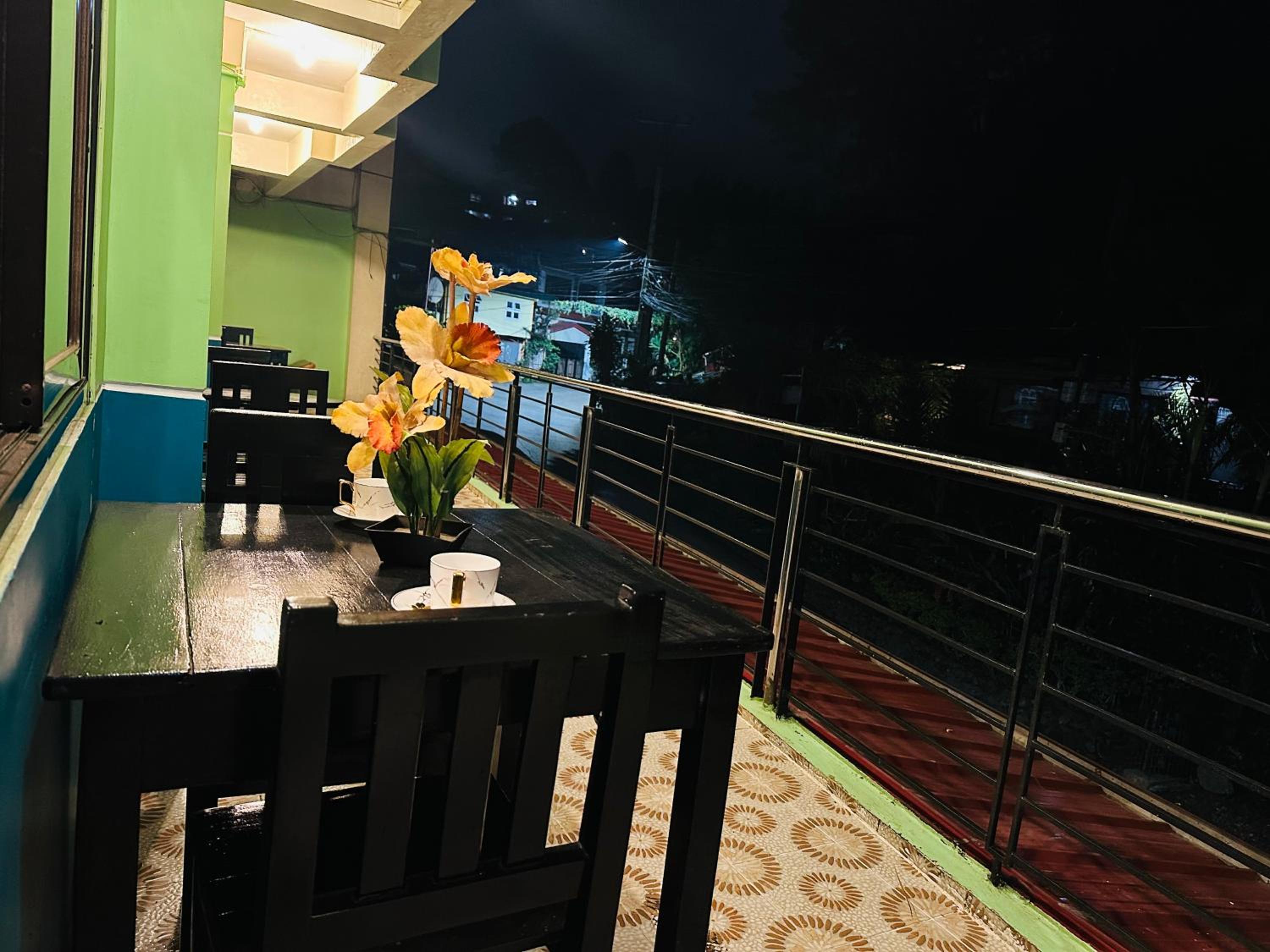 Sukhavati Inn