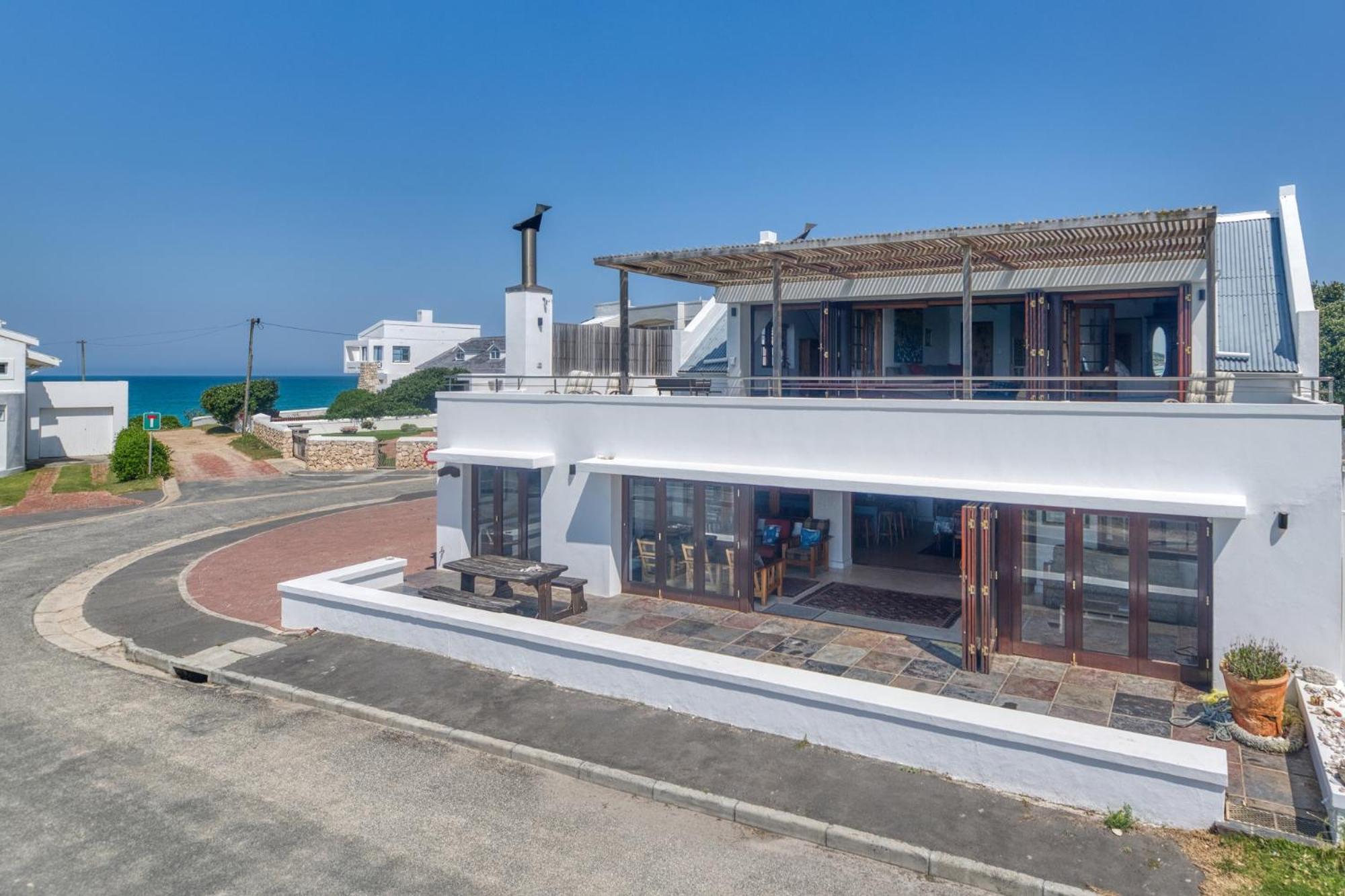 Op die Hoek in Arniston view 2