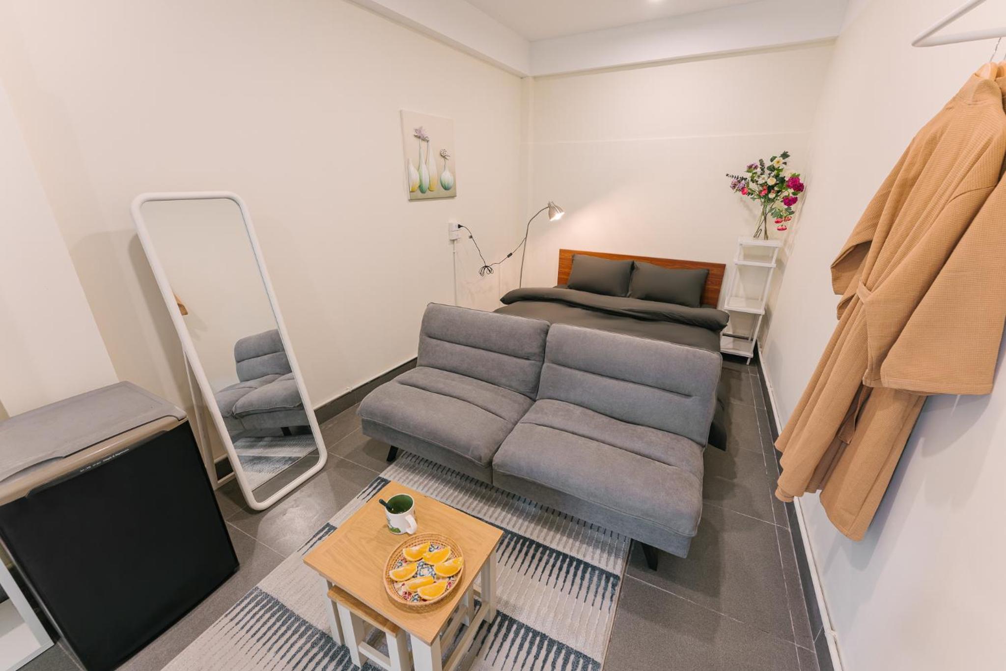 Delapong Homestay - 50m to Hoan Kiem lake
