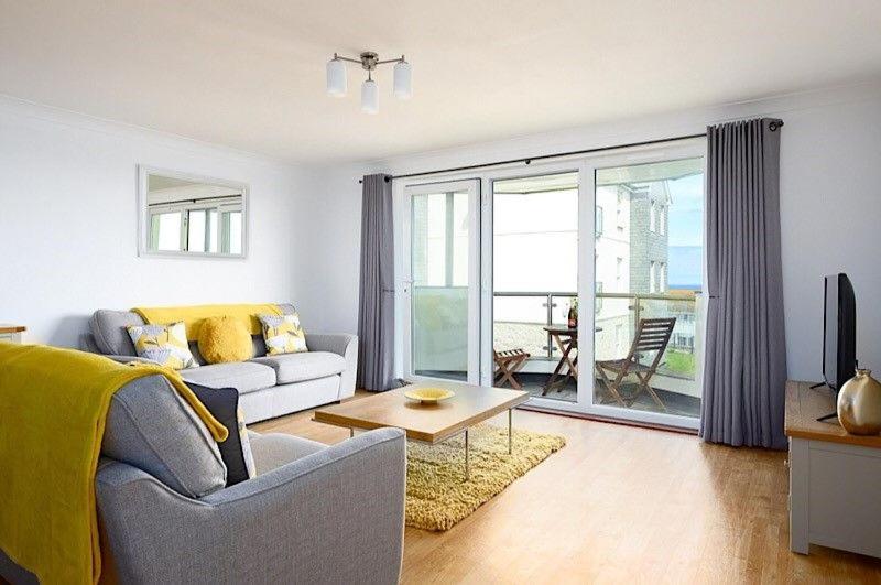 8 Spinnakers view 2