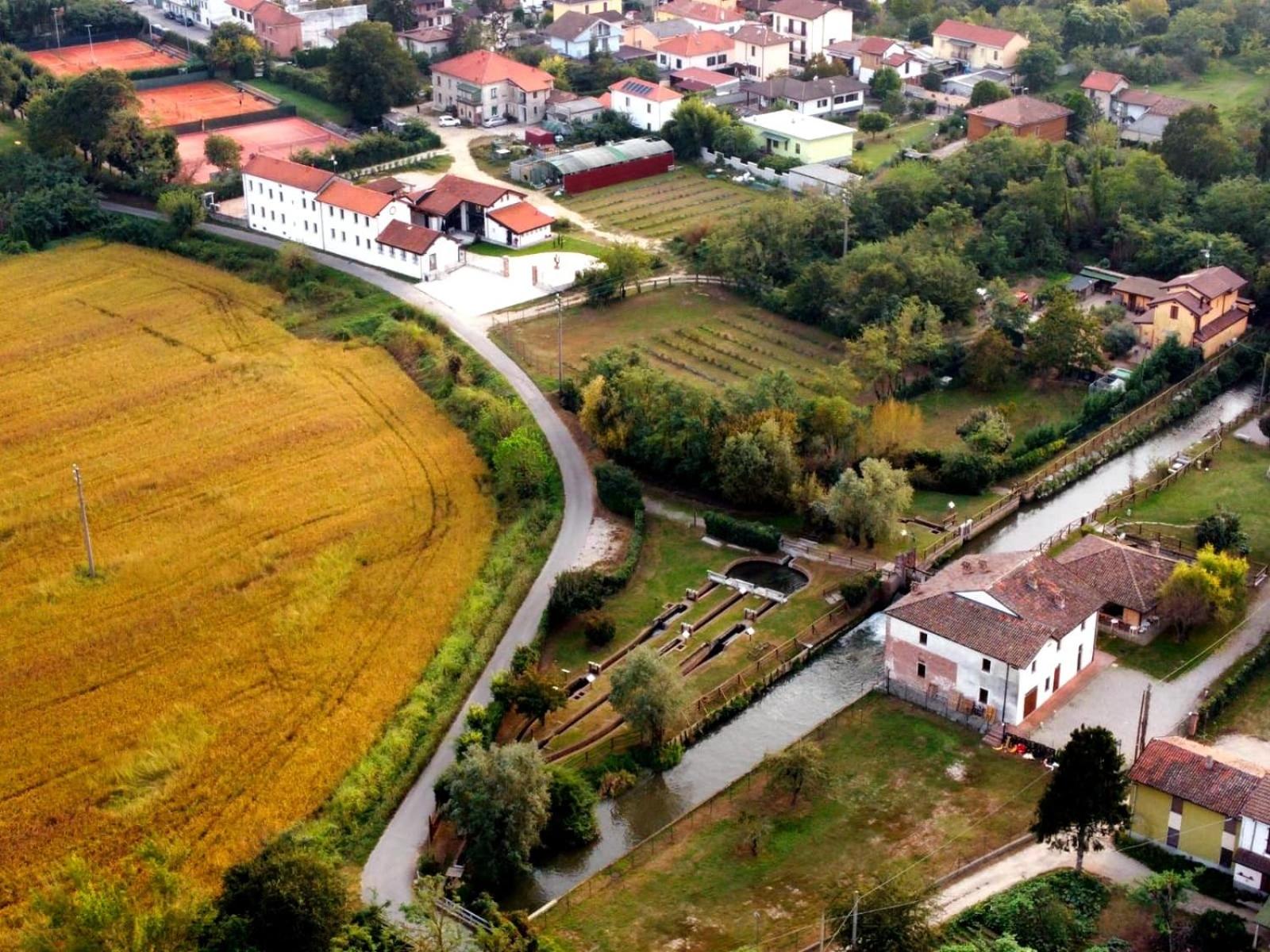 Cascina Mora Bassa view 2