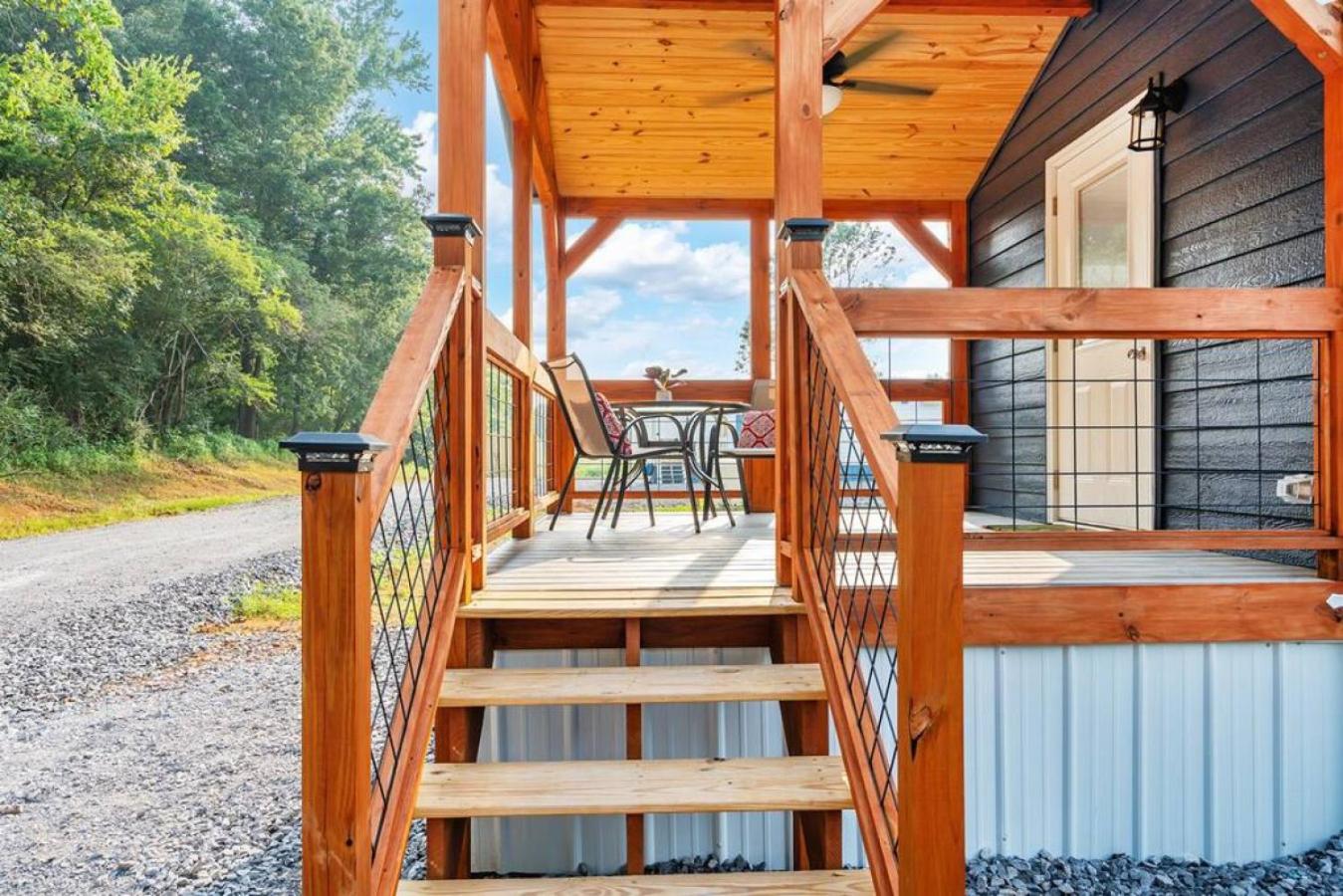 8 All Decked Out, Luxury Tiny House, Boat Parking Mins to Lake Guntersville, Downtown - Property Image 22