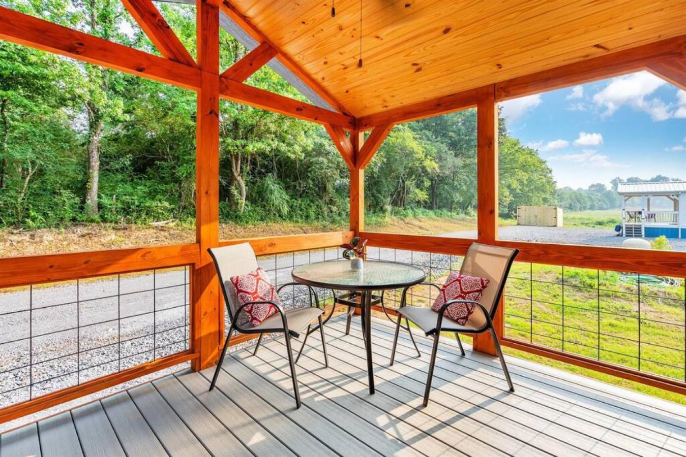 8 All Decked Out, Luxury Tiny House, Boat Parking Mins to Lake Guntersville, Downtown - Property Image 19