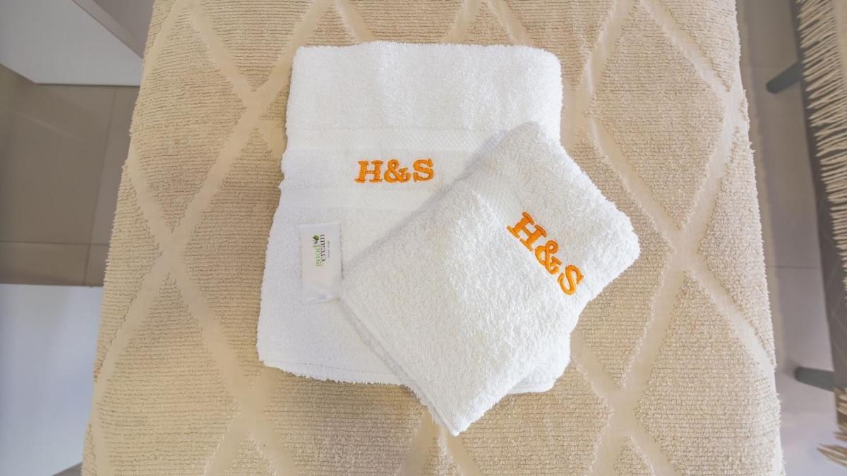 House and Suites SF